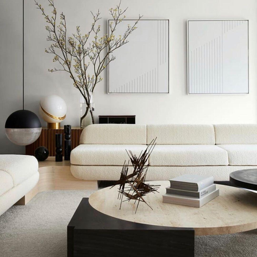 Modern Crescent Table Lamp - Stylish Moon-Shaped Nightstand Light for Bedroom, Living Room & Office - Perfect for Reading, Relaxing & Decor
