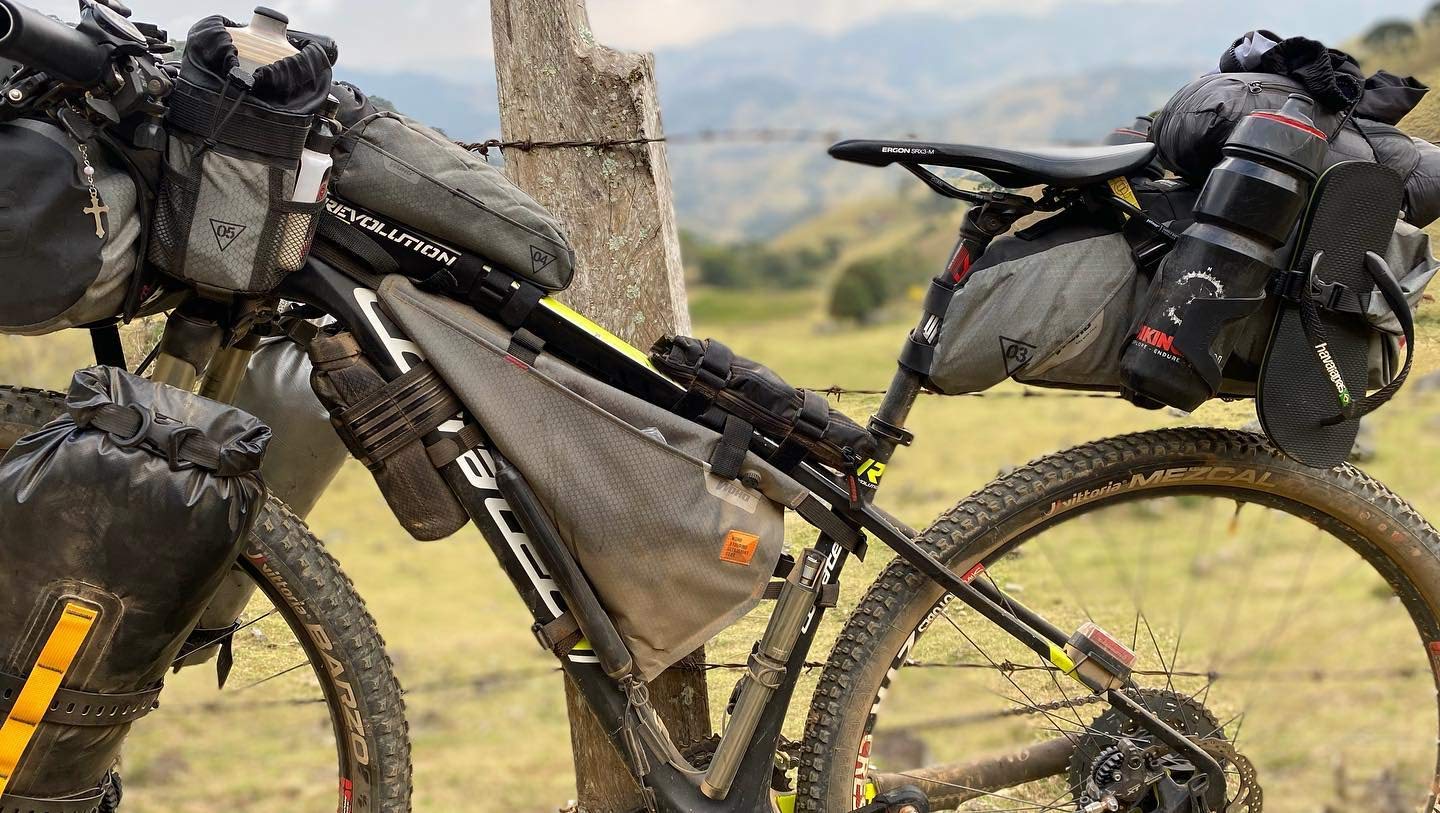 WOHO Xtouring Bikepacking Full Frame Bag - Waterproof Bike Storage for Mountain & Road Cycling - Perfect for Adventure Travel & Commuting (Iron Grey)