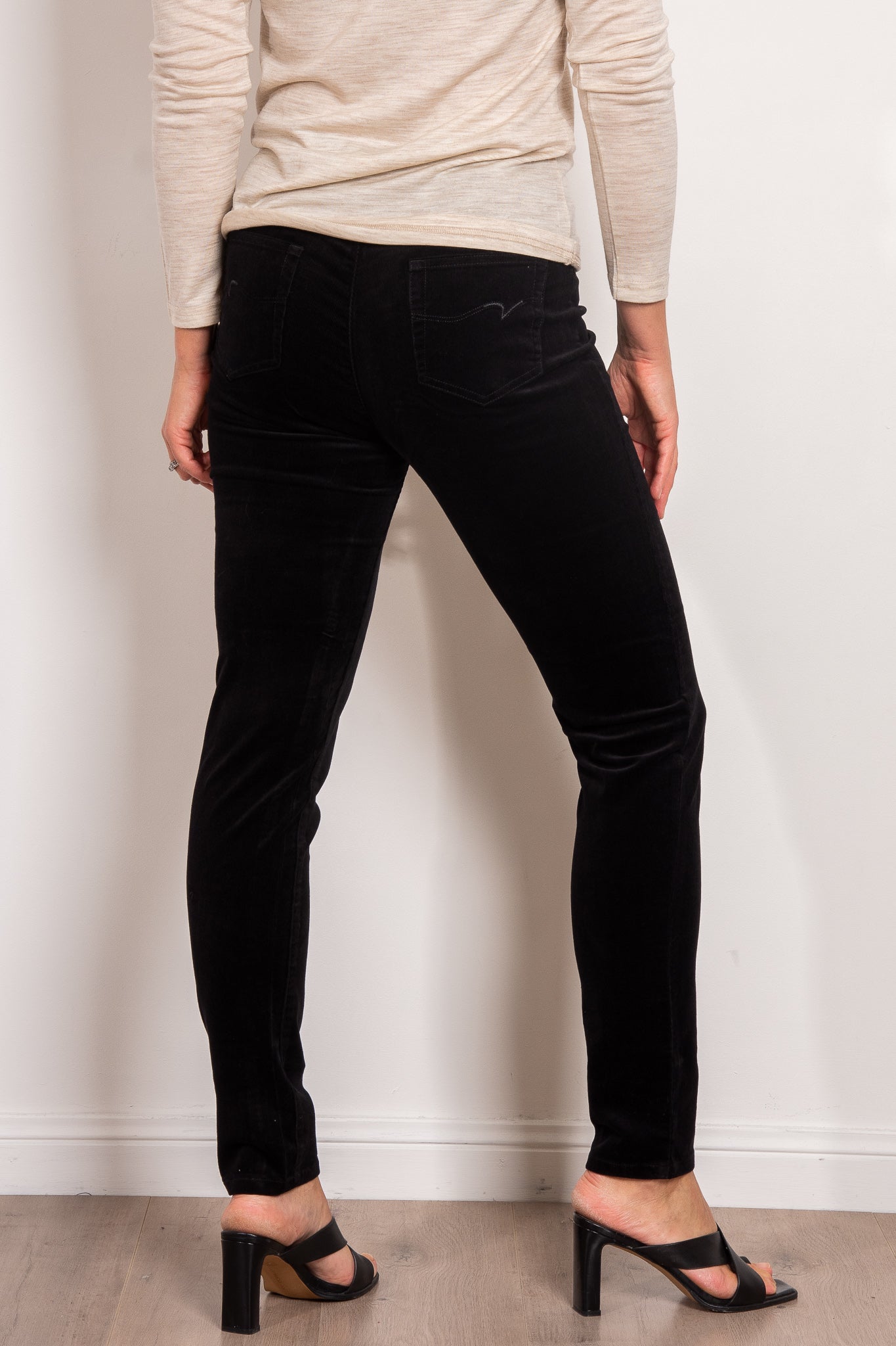 Vassalli Women's Fine Skinny Corduroy Pull On Pants - Stretch Comfort Fit High Waisted Trousers for Work, Office & Casual Wear