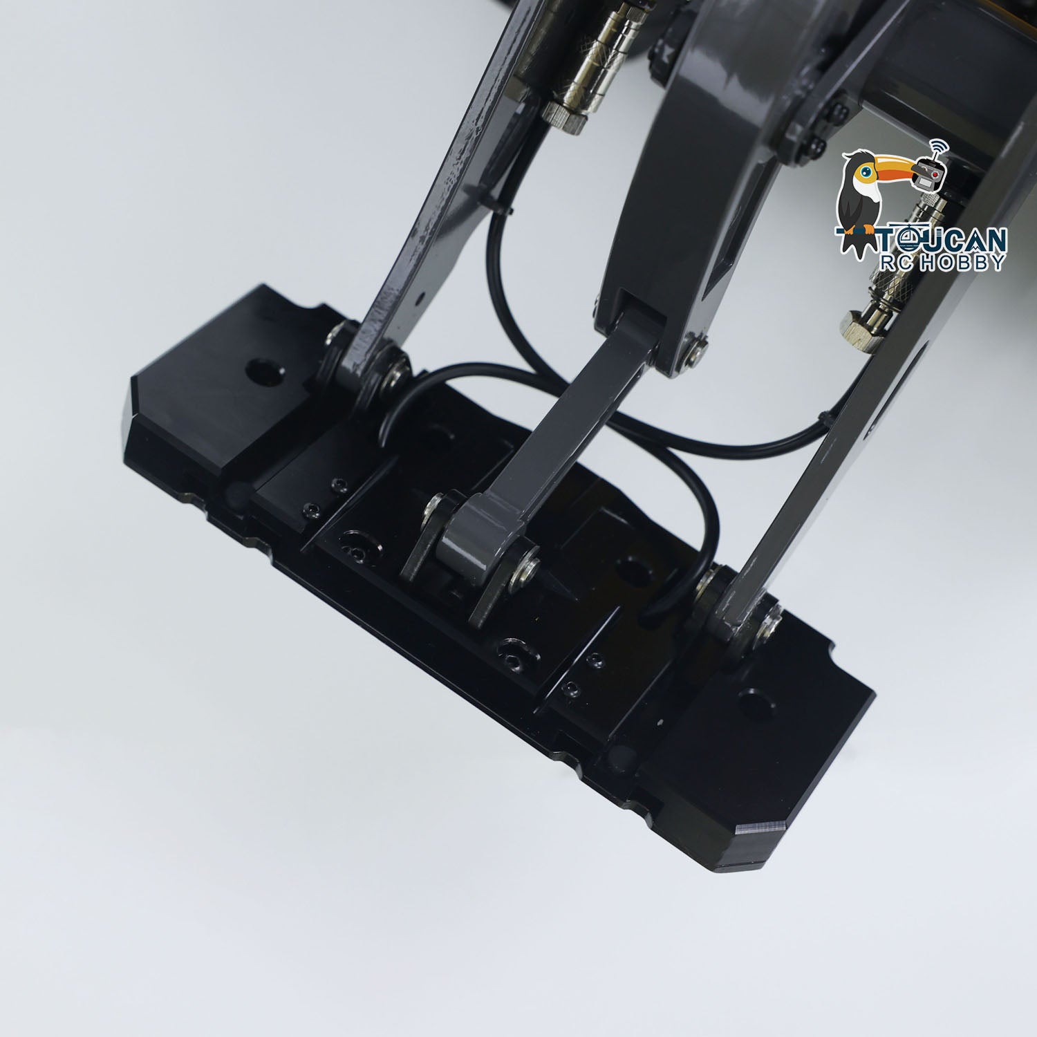 1/14 Scale RC Hydraulic Loader E260L - Metal Remote Control Construction Vehicle with Flysky ST8 Radio, Locking Differential & Fork Coupler - Perfect for Construction Simulation, Backyard Digging & RC Hobby Enthusiasts