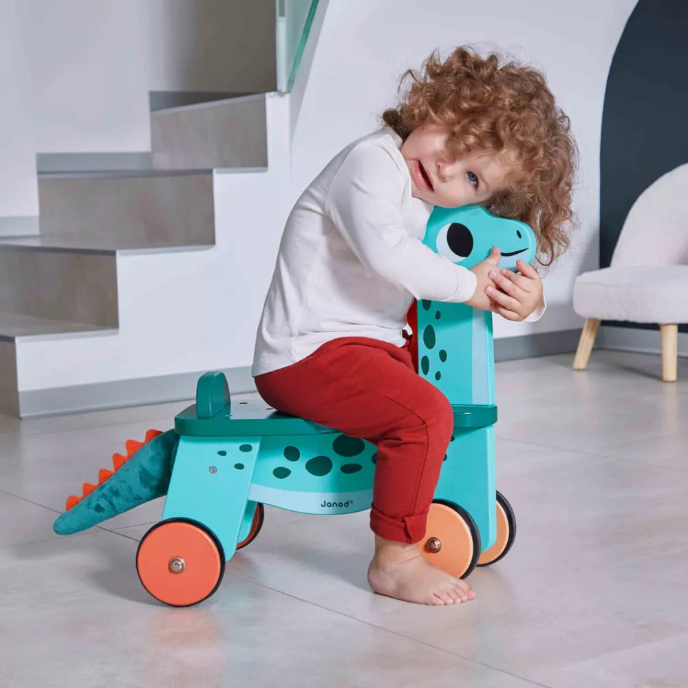 Wooden Diplodocus Ride-On Toy for Kids - Dinosaur Push & Pull Walking Toy for Toddlers - Perfect for Indoor Play, Outdoor Adventures & Imaginative Playtime