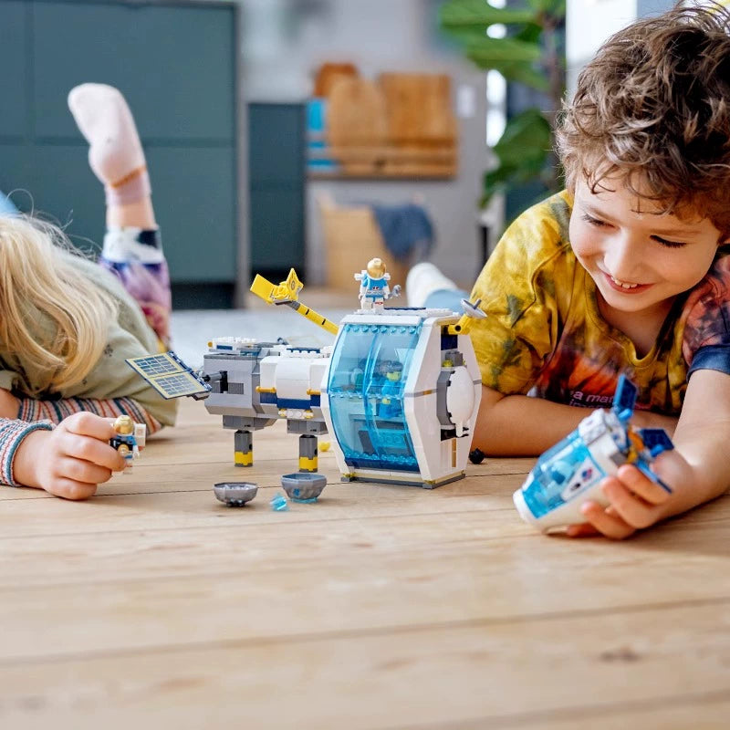 514 Pcs Lunar Space Station Building Blocks - STEM Educational Toy for Kids, Space Exploration Playset - Perfect for Birthday Gifts & Classroom Learning Activities