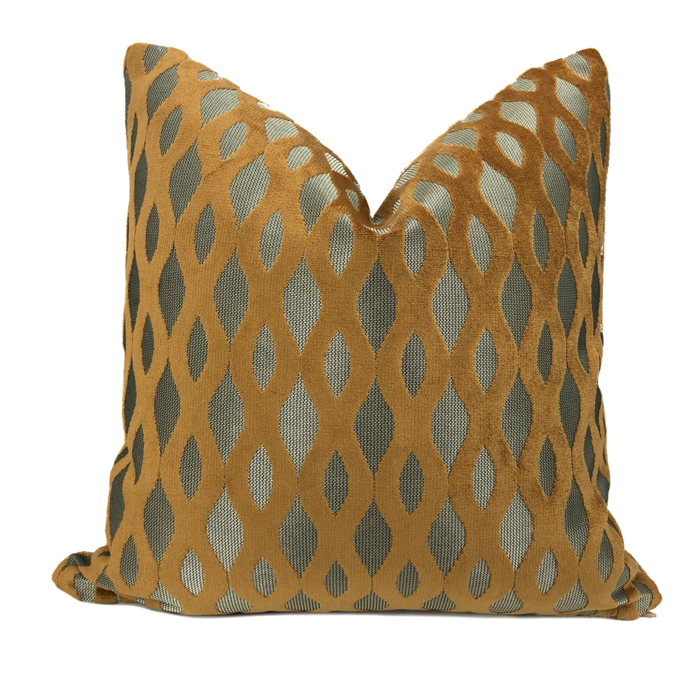 Sullivan Harvest Gold Wavy Stripe Velvet Pillow - Luxurious Decorative Throw Cushion for Sofa, Bed & Home Decor - Perfect for Living Room, Bedroom & Cozy Spaces