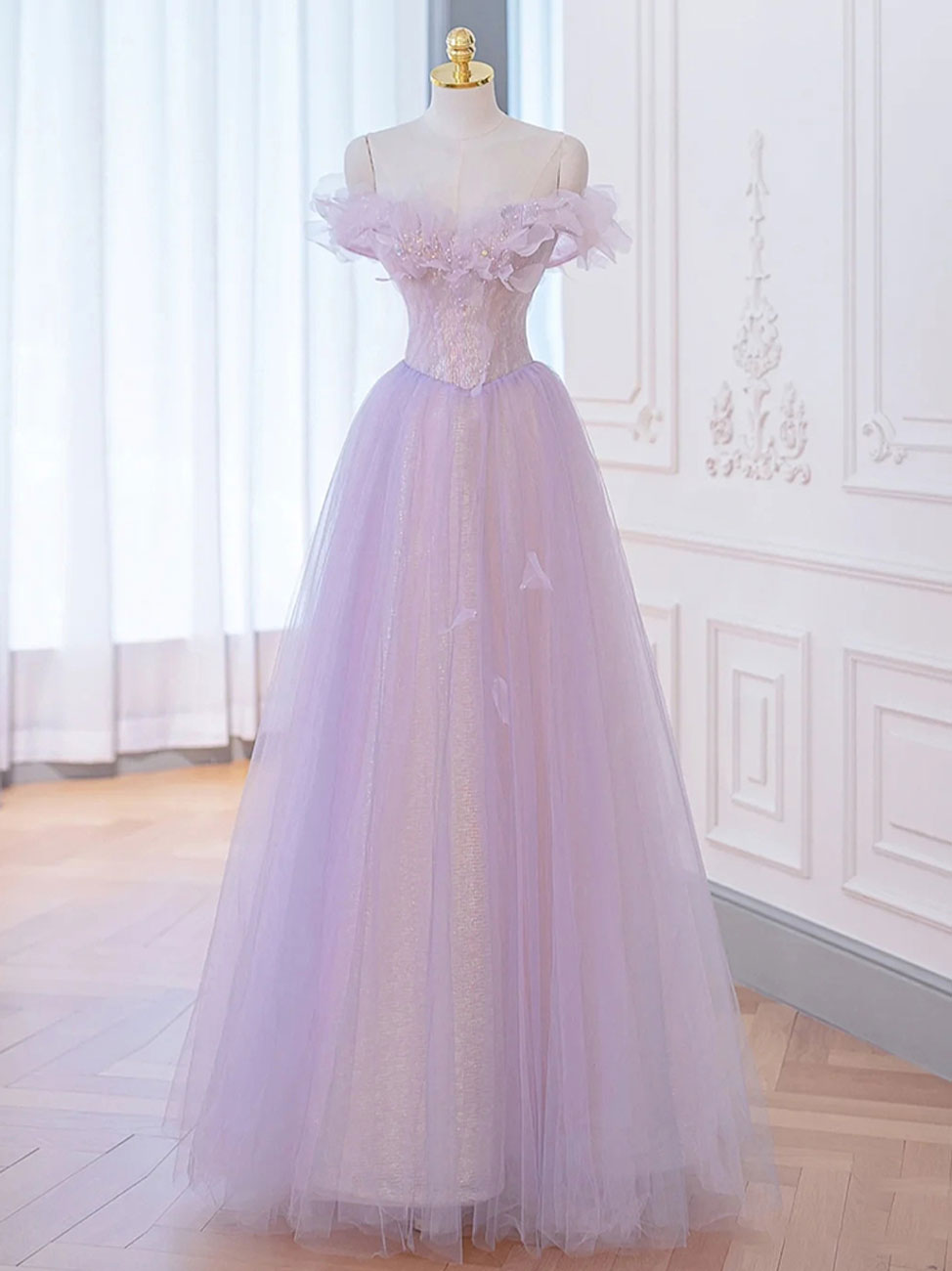 Elegant A-Line Purple Off-Shoulder Maxi Prom Dress for Women - Perfect for Homecoming, Formal Dances & Special Occasions