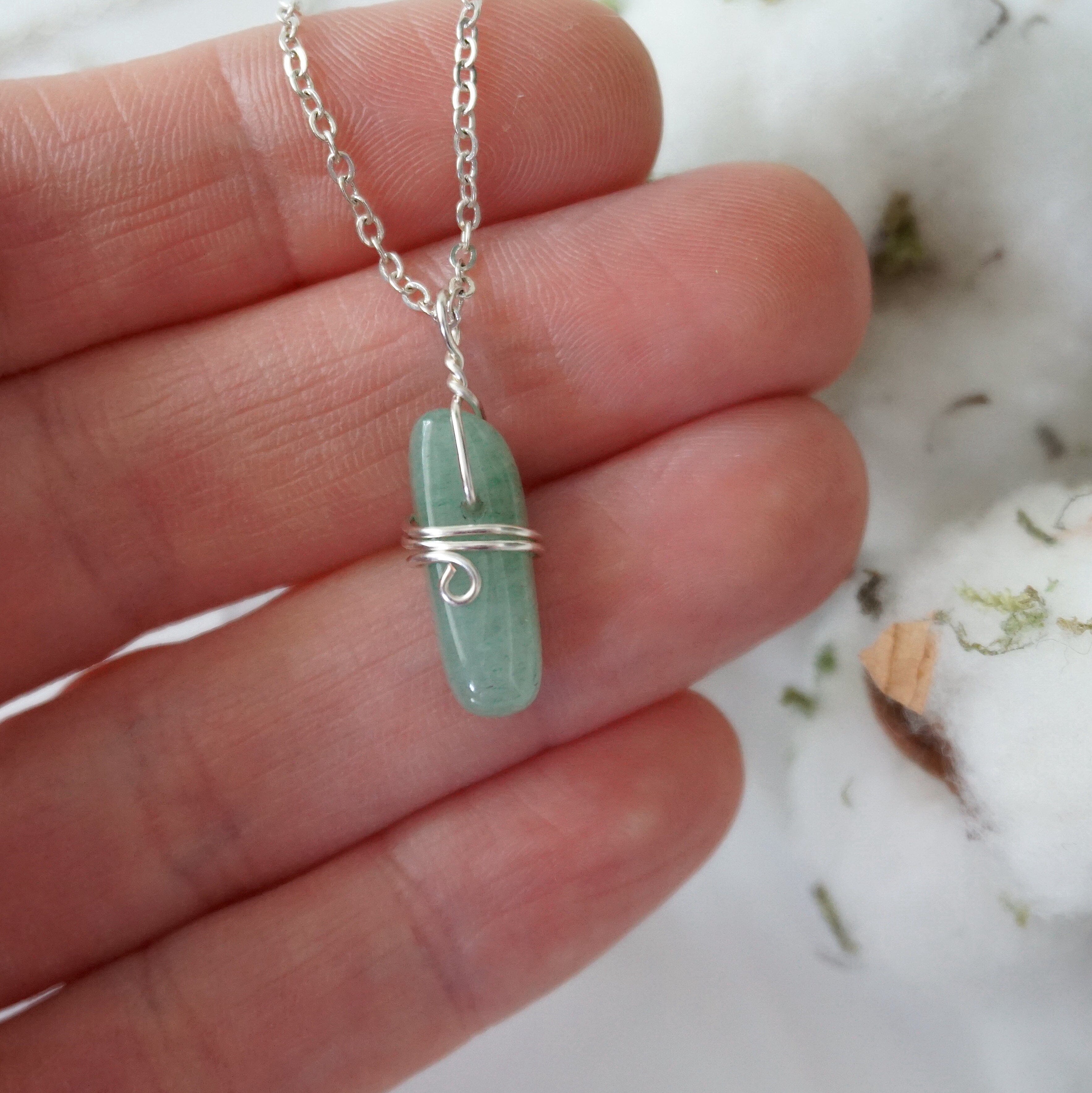 Green Aventurine Crystal Charm Necklace - Healing Stone Jewelry for Women | Spiritual Protection & Good Luck Pendant | Perfect for Meditation, Yoga & Energy Balancing