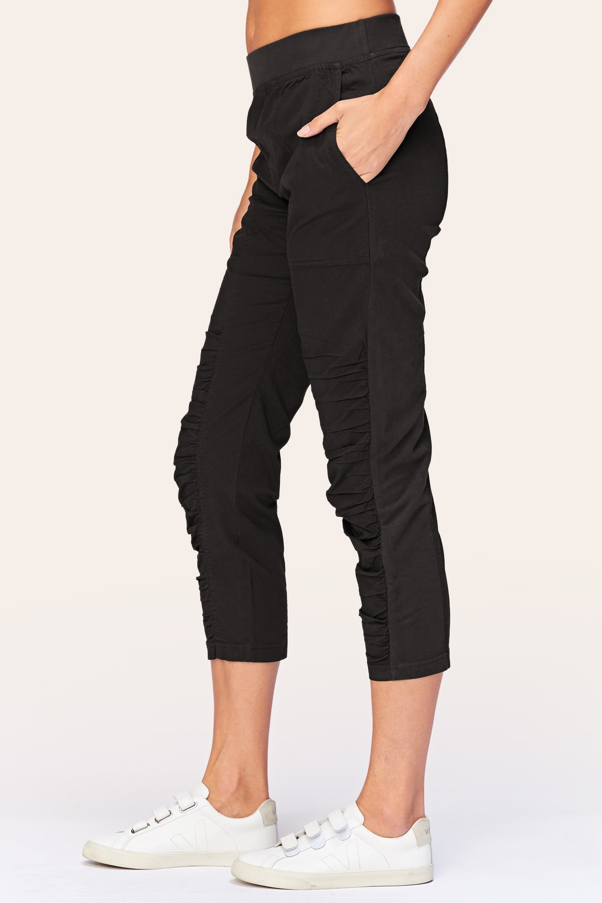 Geyser Crop Black T-Shirt - Women's Casual Short Sleeve Tee for Everyday Wear | Perfect for Gym, Yoga, Running & Street Style Fashion