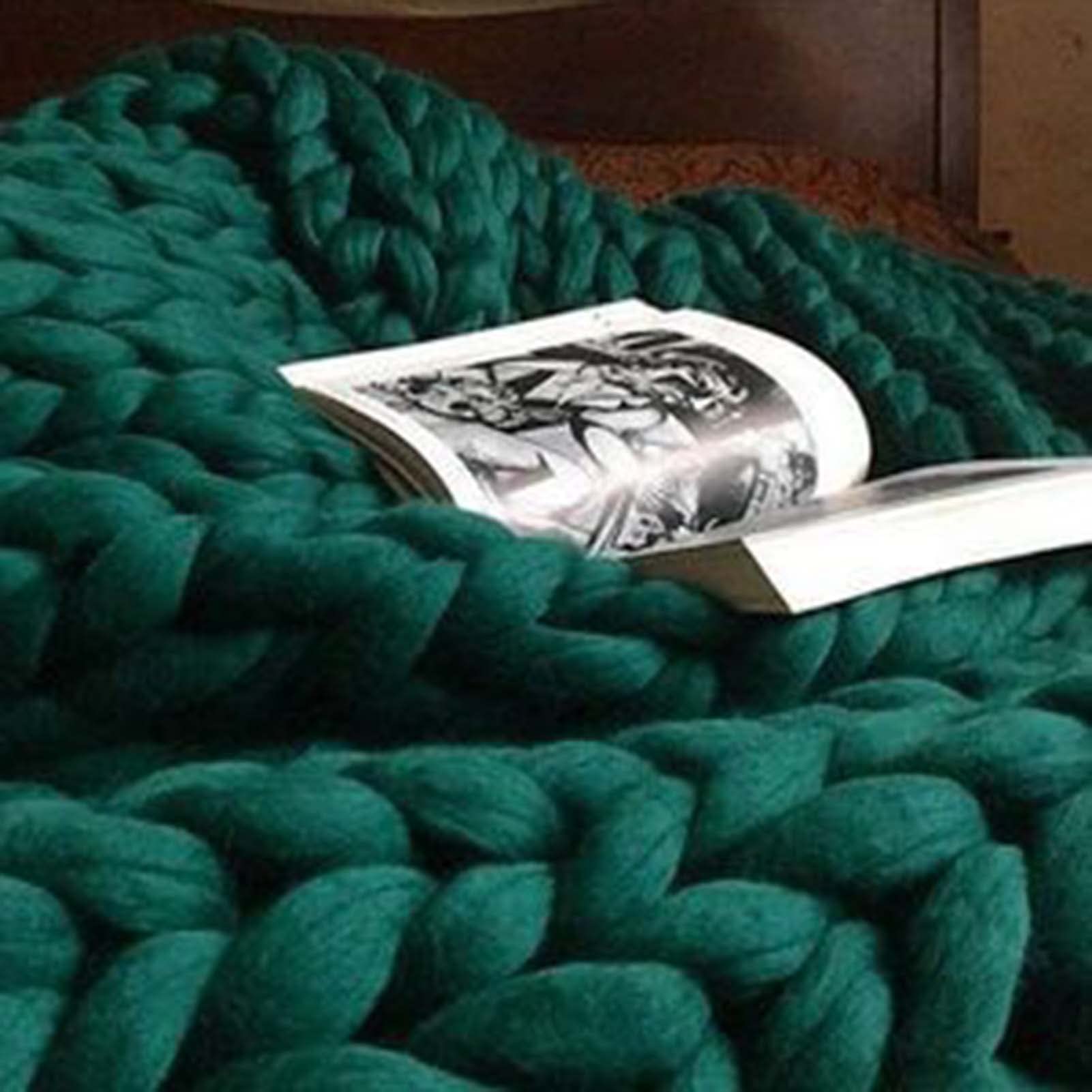 Soft Chunky Knit Chenille Throw Blanket 59x79 Inches (150x200cm) - Cozy Machine Washable Blanket for Couch, Bed, Sofa, Travel & Camping - Perfect for Winter Nights, Movie Time and Home Decor