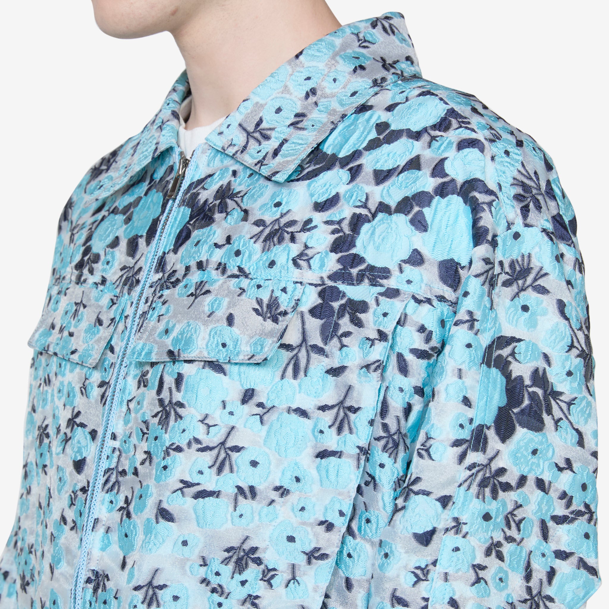 Fabrian Women's Stylish Zip Up Jacket - Sky Blue Lightweight Outerwear for Spring & Fall | Perfect for Casual Wear, Outdoor Activities & Travel