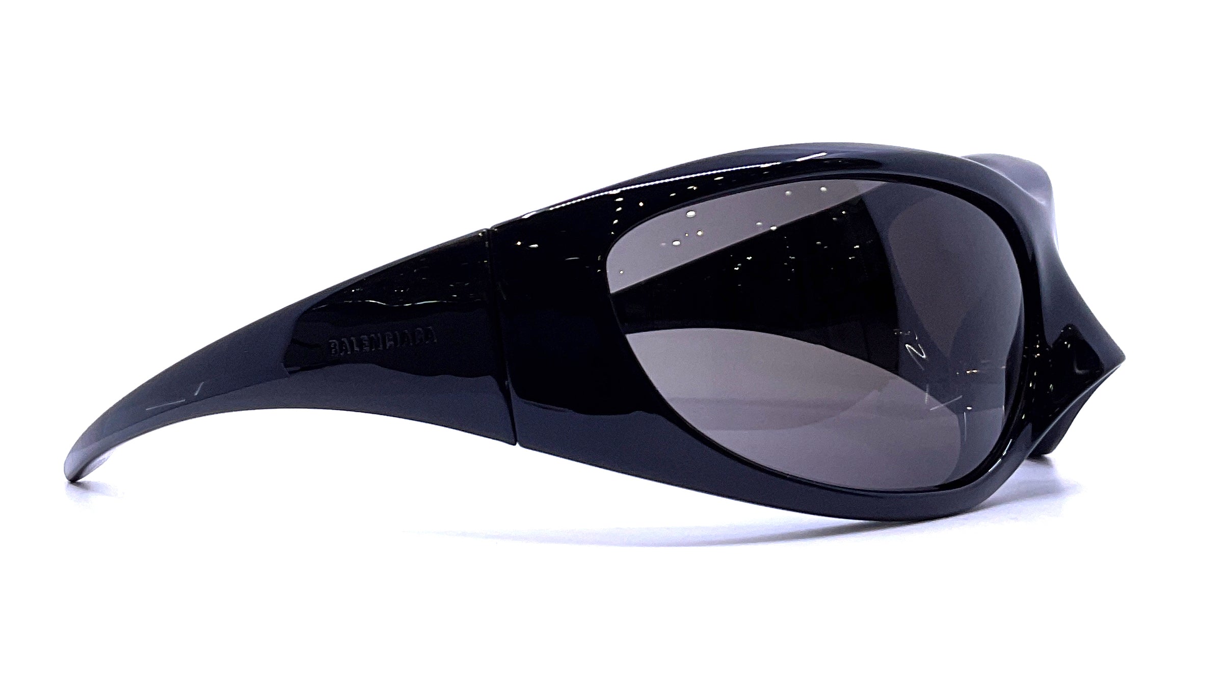 Balenciaga BB0252S (001) Sunglasses - Luxury Designer Shades for Men & Women | Perfect for Outdoor Activities, Fashion, and UV Protection