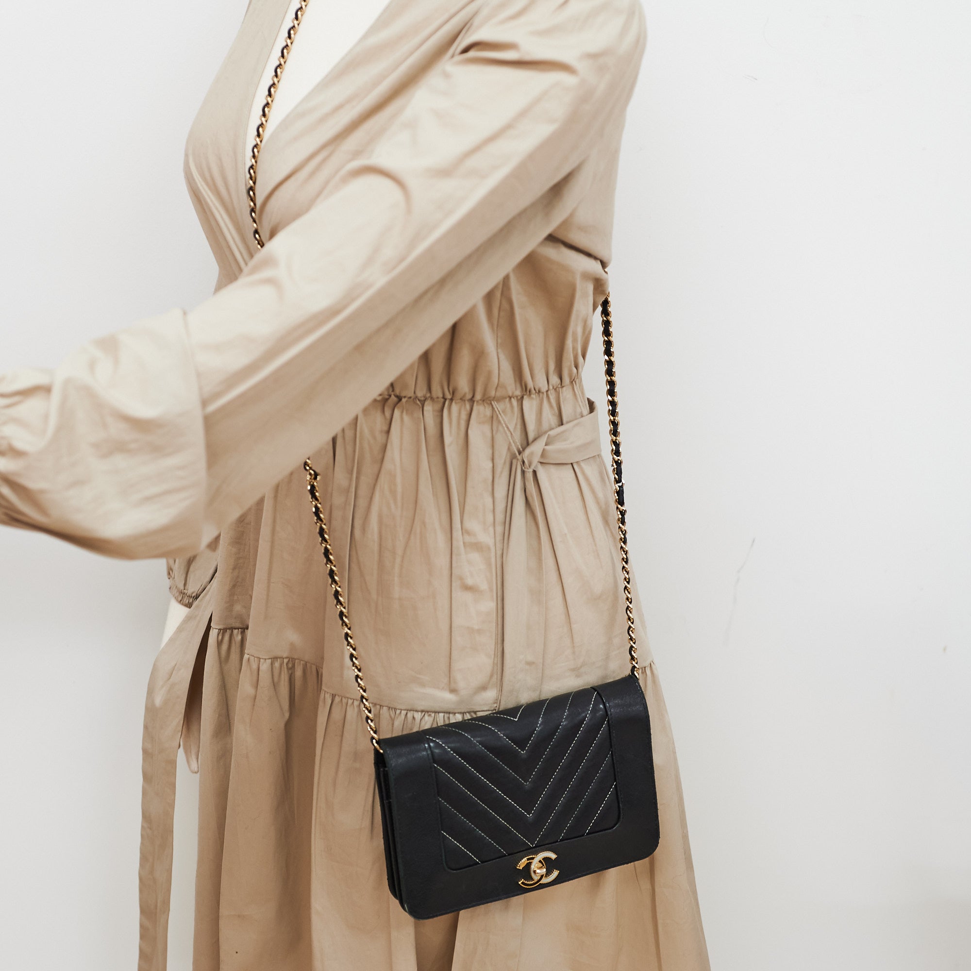 Chanel Chevron Wallet on Chain (WOC) Lambskin Black Leather Crossbody Bag - Luxury Designer Handbag for Women, Perfect for Evening Parties & Date Nights