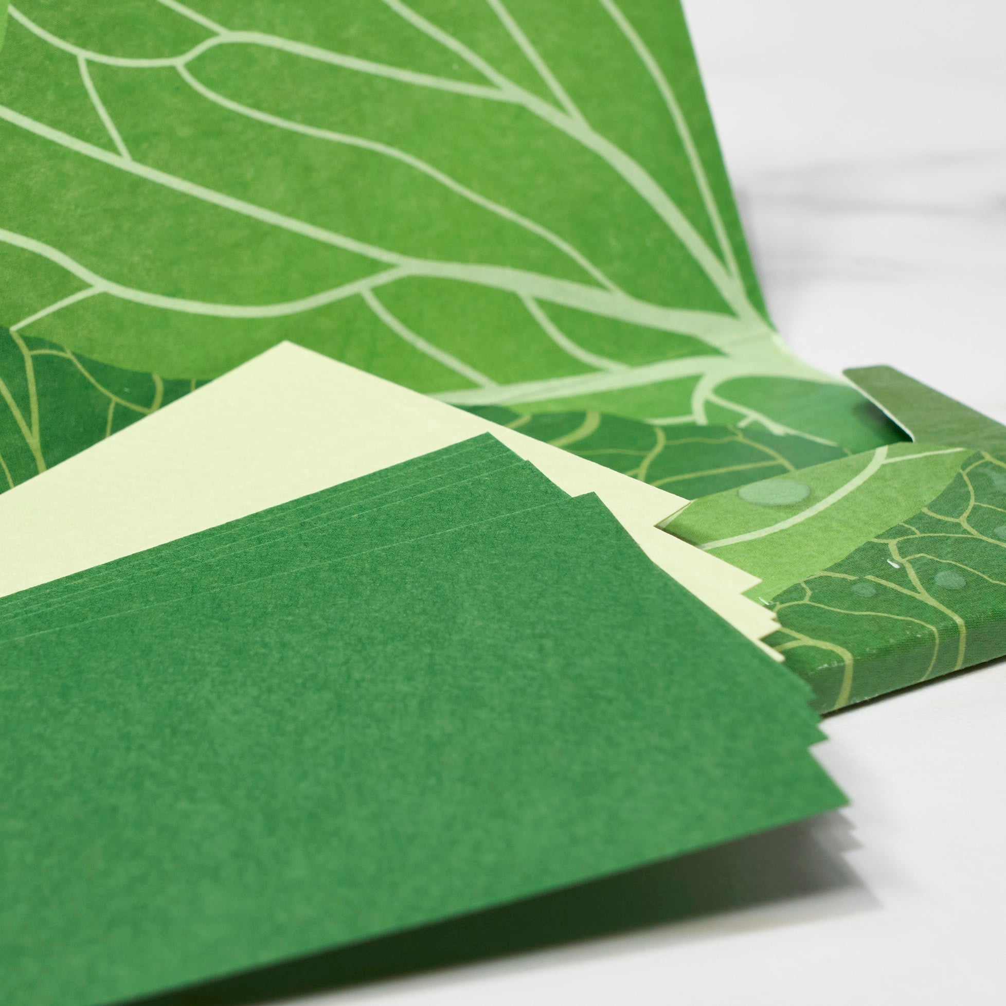 Premium Paper Card Holder - ICHIKUDO Slim Wallet for Credit Cards & IDs | Perfect for Travel, Business, and Everyday Use