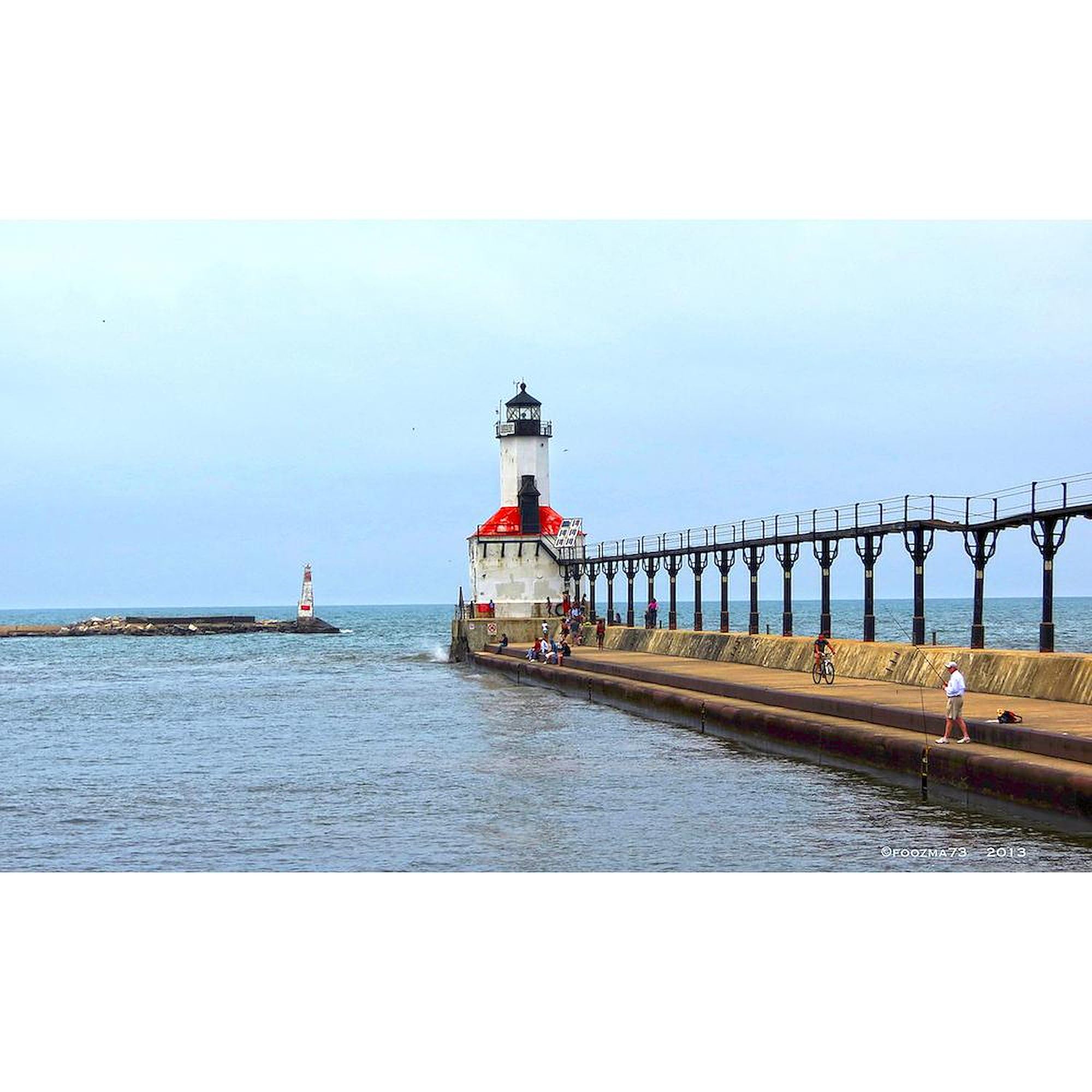 Michigan City Lighthouse 20 oz Ceramic Coffee Mug - Large Insulated Travel Cup for Hot & Cold Drinks - Perfect for Home, Office, Camping and Gifts