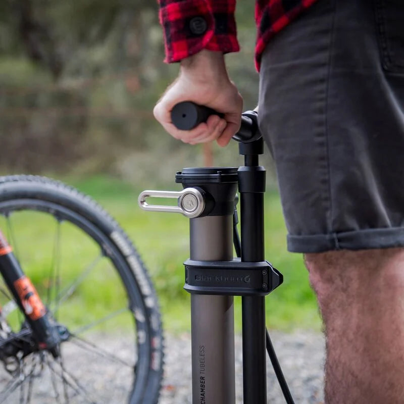 Premium Tubeless Floor Pump for Bikes - High Pressure Presta & Schrader Valve Compatible - Ideal for Mountain Bikes, Road Bikes & Cycling Enthusiasts