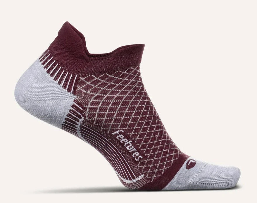 Feetures Plantar Fasciitis Relief Socks - Light Cushion No Show Tab for Women & Men - Best for Running, Hiking & Everyday Comfort (Pair)
