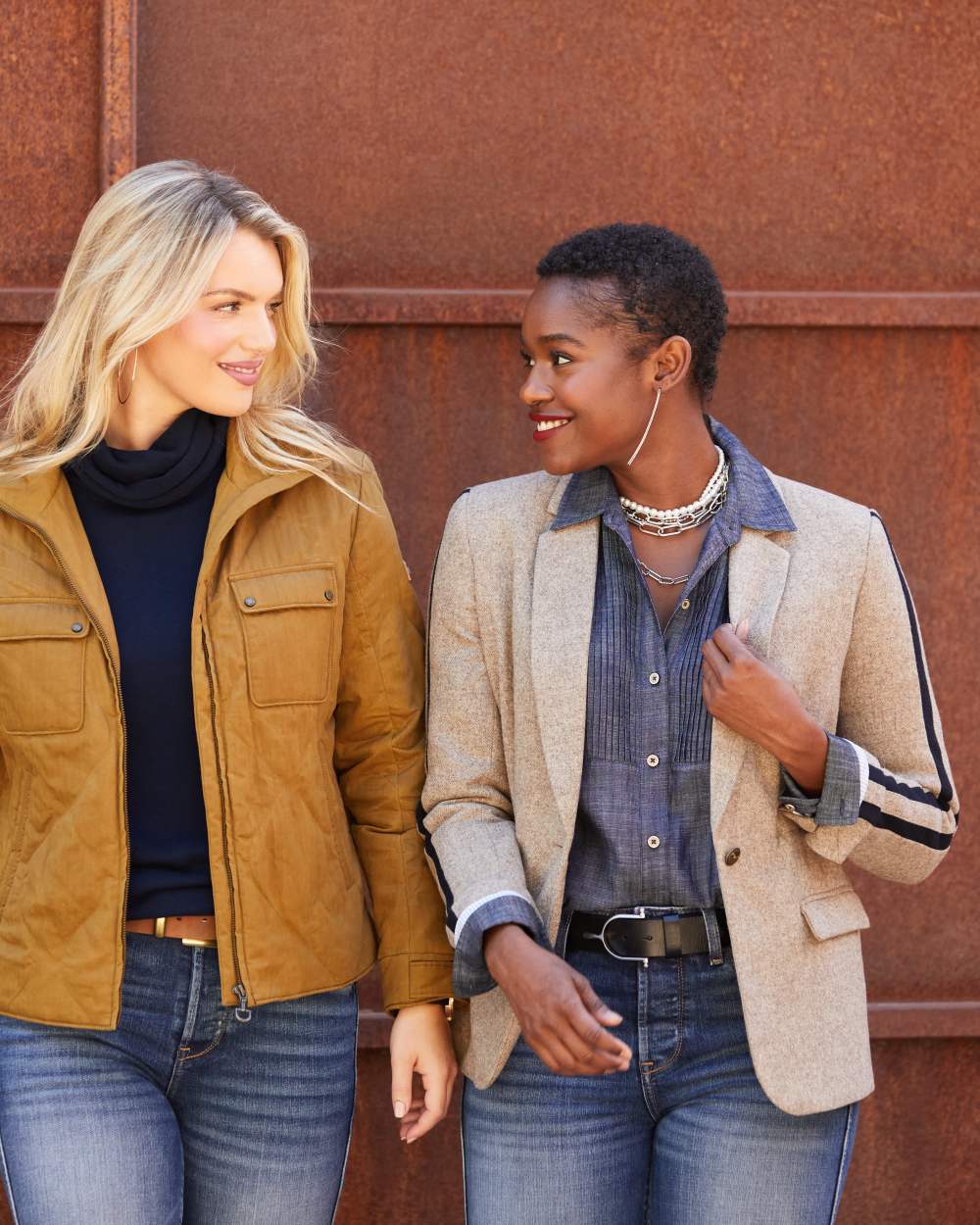 Ariat Women's Dornie Blazer - Stylish Equestrian Riding Jacket for Horseback Riding & Outdoor Activities | Perfect for Show, Trail & Casual Wear