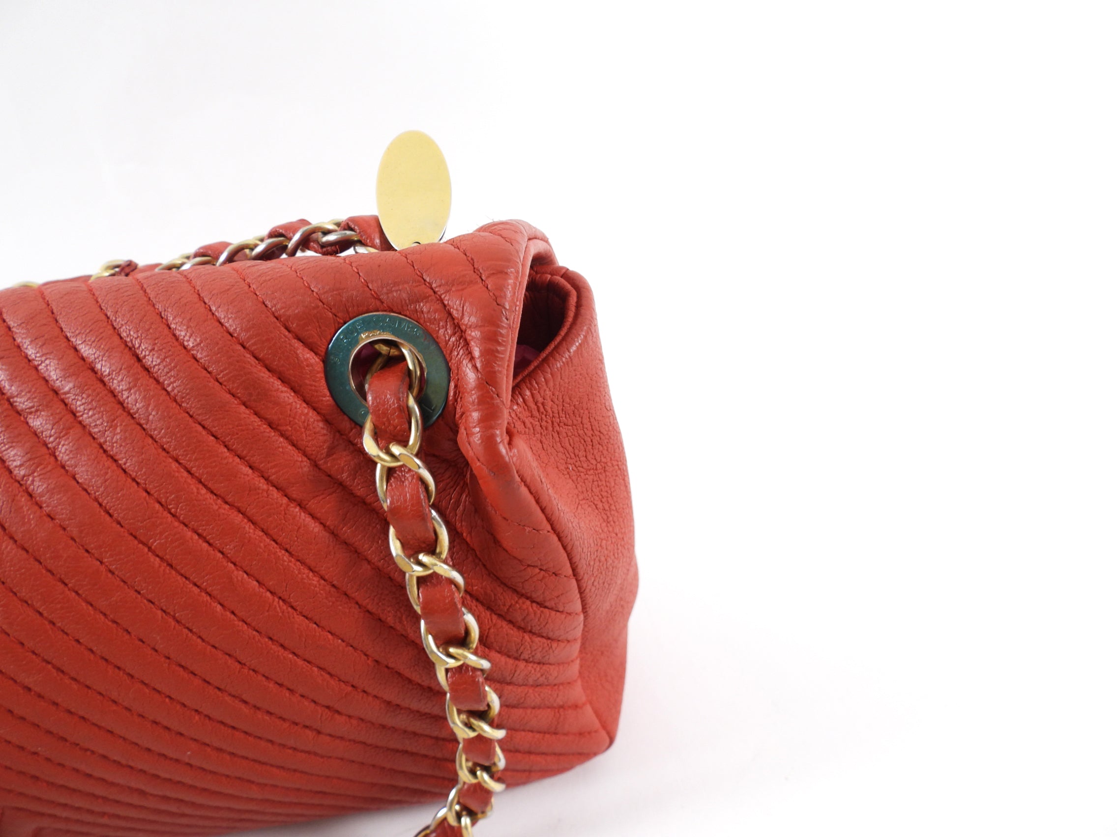 Chanel Chevron Quilted Small Flap Bag in Red - Luxury Crossbody Purse for Women, Perfect for Date Night & Special Occasions