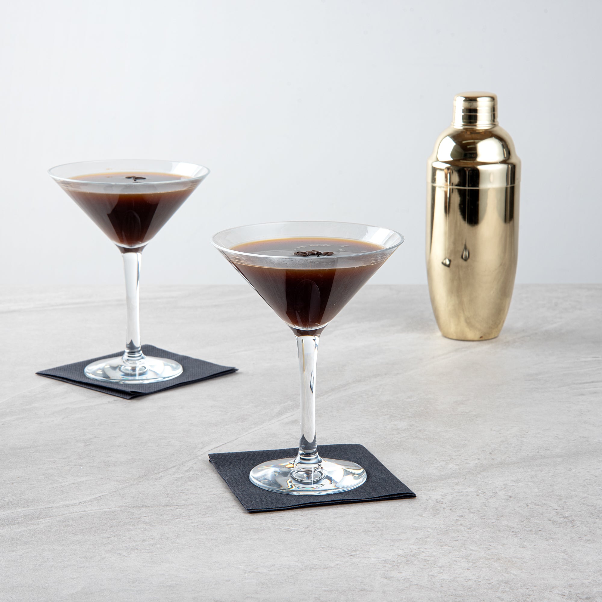 Bev Tek 10 oz Shatterproof Polycarbonate Cocktail Martini Glasses - Set of 6, 5.25