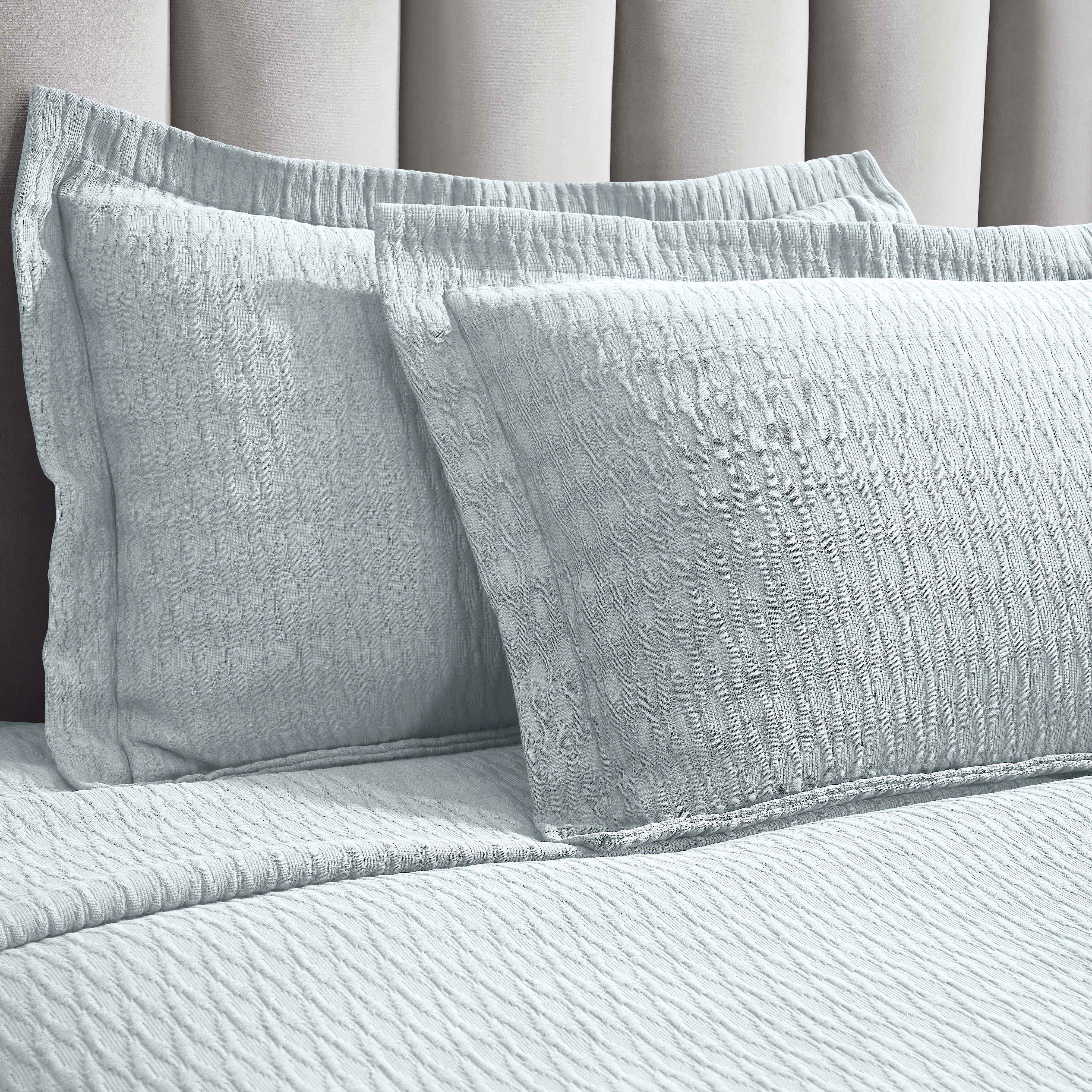Calvert Cotton Medium Weight Geometric Matelasse Bedspread Set - Queen Size Luxury Bedding for Modern Bedrooms | Perfect for Master Bedroom, Guest Room & Dorm Decor