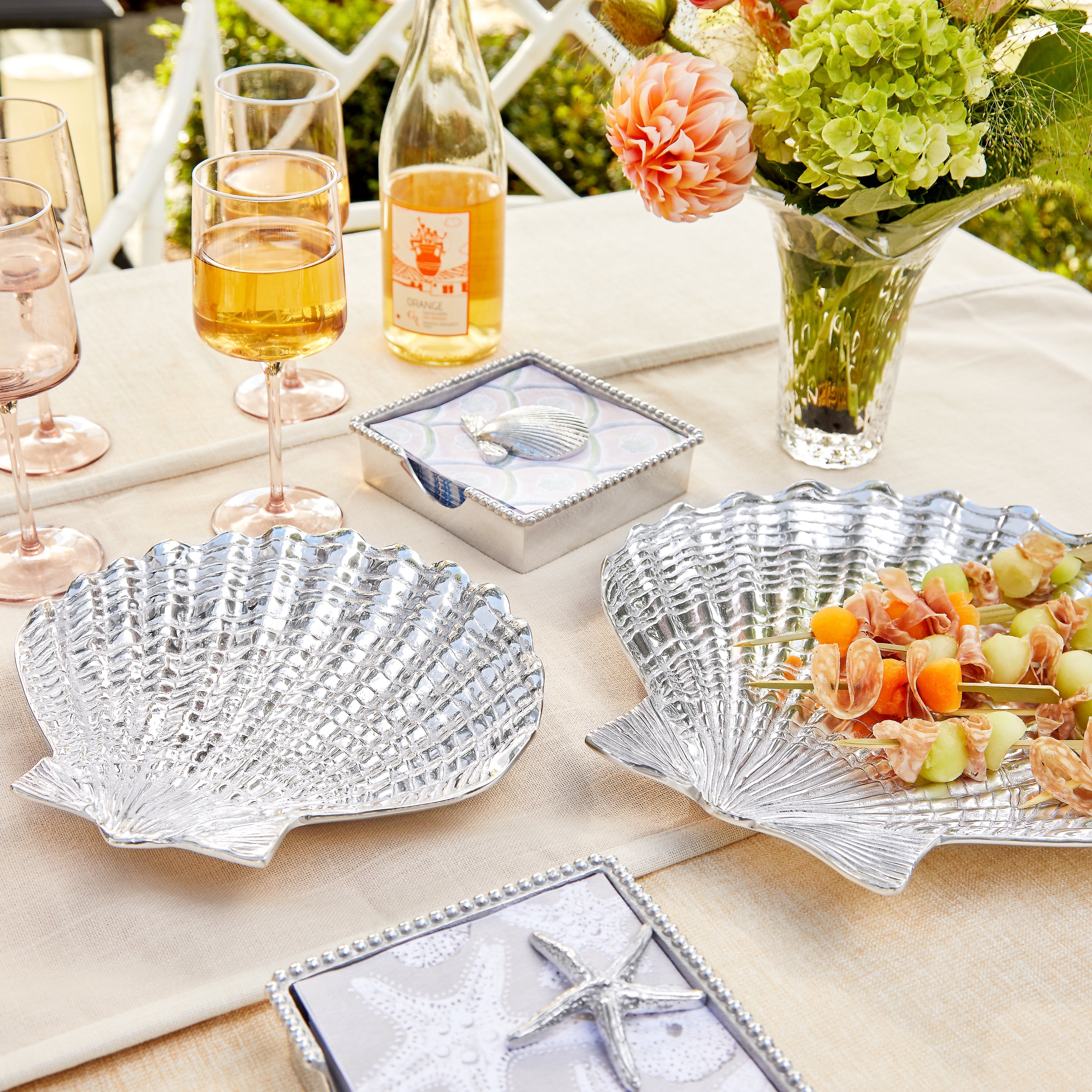 Elegant Small Scallop Shell Platter - Perfect for Serving Appetizers, Sushi, or Desserts | Beach-Themed Dinnerware for Parties & Home Decor