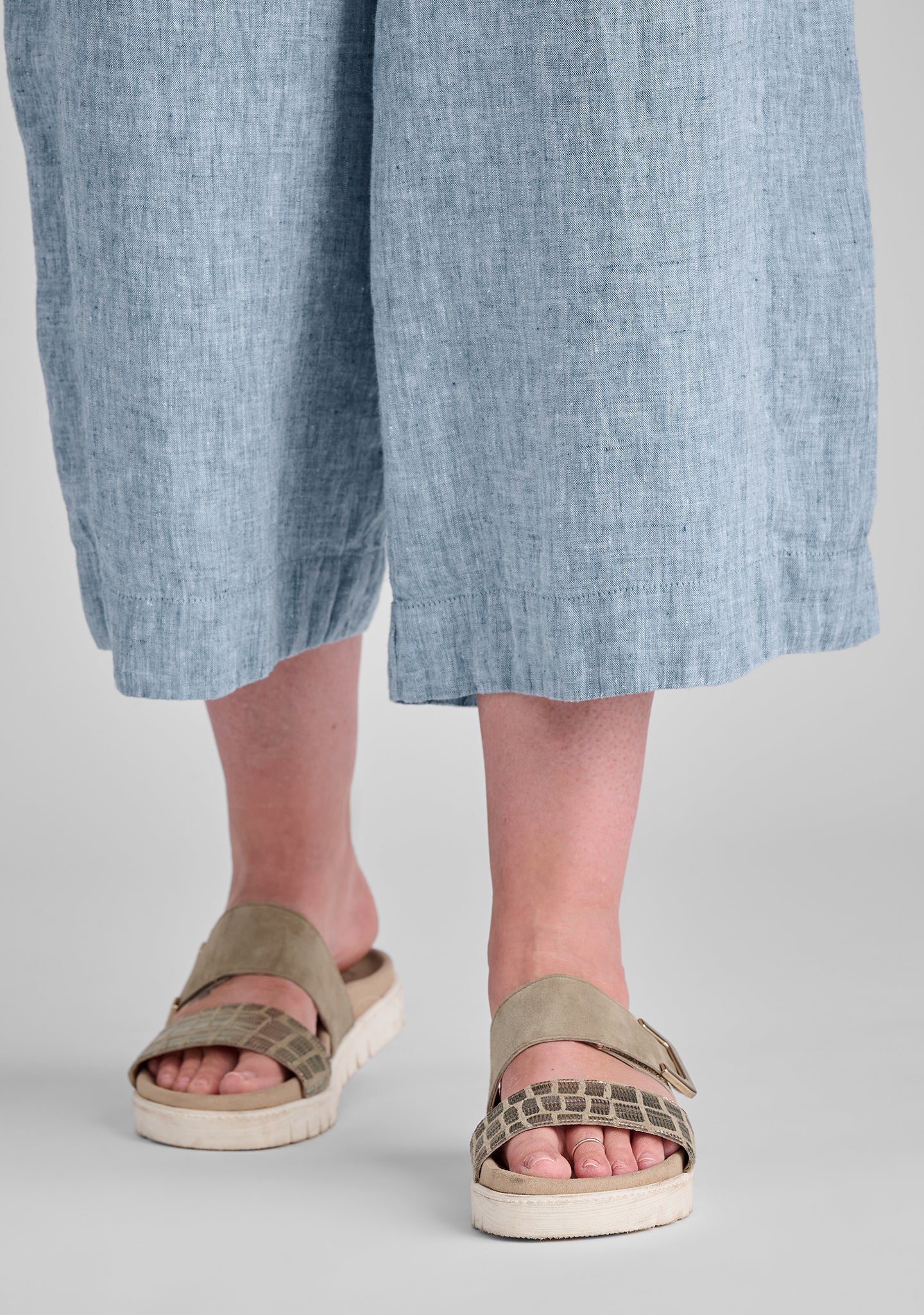 Breathable Linen Panel Pants with Elastic Waistband - Comfortable Casual Pants for Women | Perfect for Summer, Travel & Lounge Wear