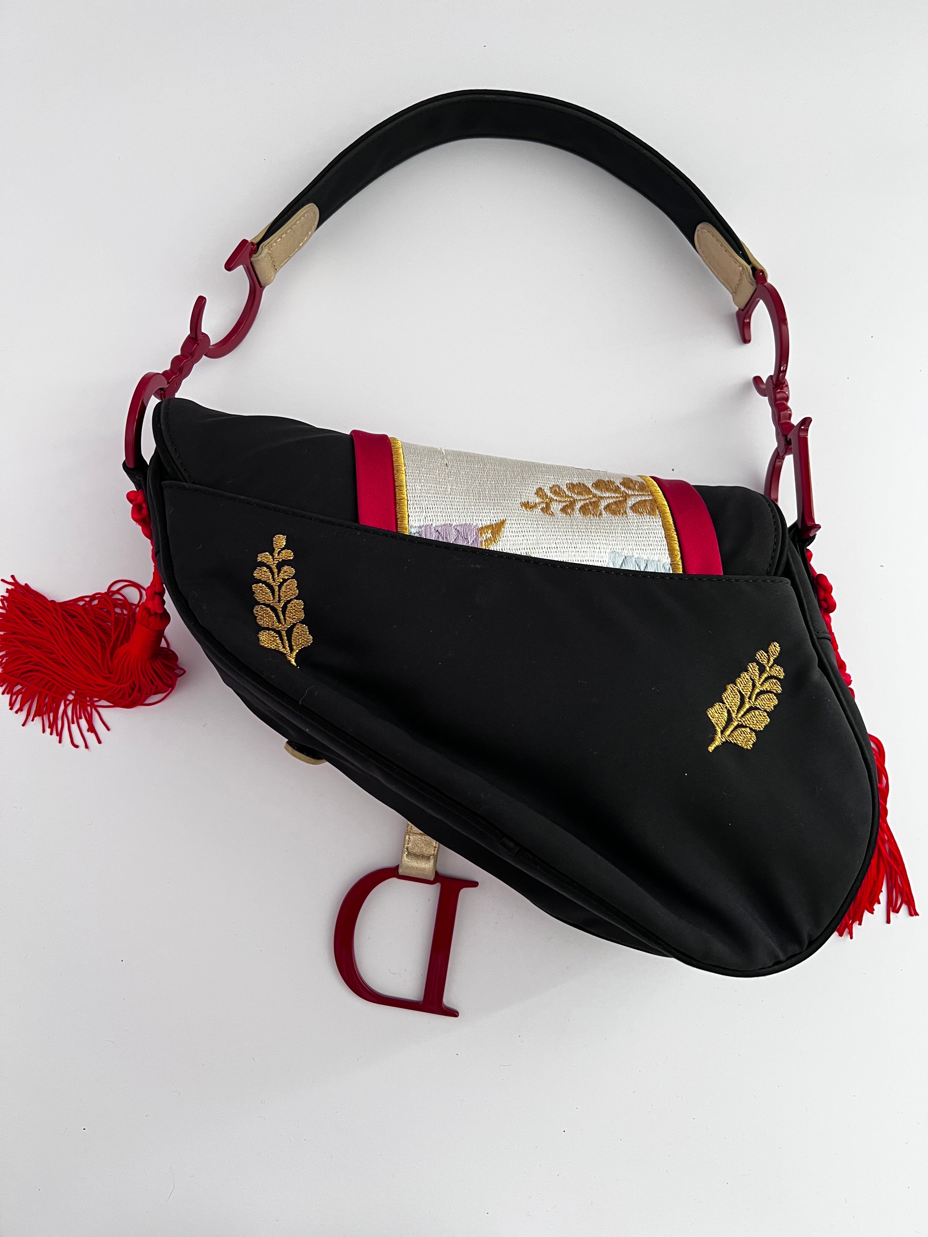 Dior Saddle Bag - Authentic Luxury Handbag for Women - Fashionable Crossbody Purse - Perfect for Parties, Travel & Everyday Use