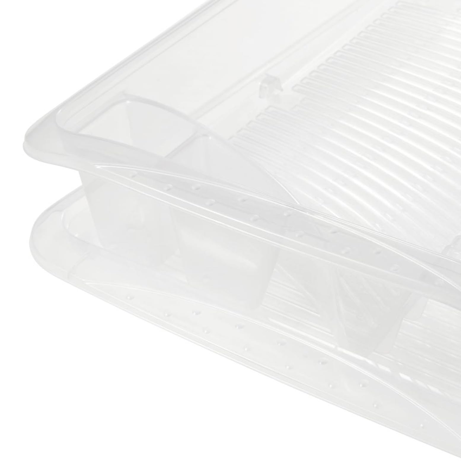 OKT 2053774 Small Crockery Basket with Plastic Tray - Dish Organizer for Kitchen, Dining Room, or Picnic Storage