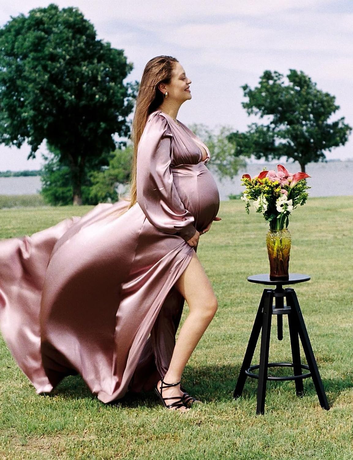 Elegant Long Sleeve Maternity Maxi Dress with Side Splits - Perfect for Baby Shower, Maternity Photo Shoot & Pregnancy Photography Sessions - Comfortable & Stylish Pregnancy Gown for Special Occasions