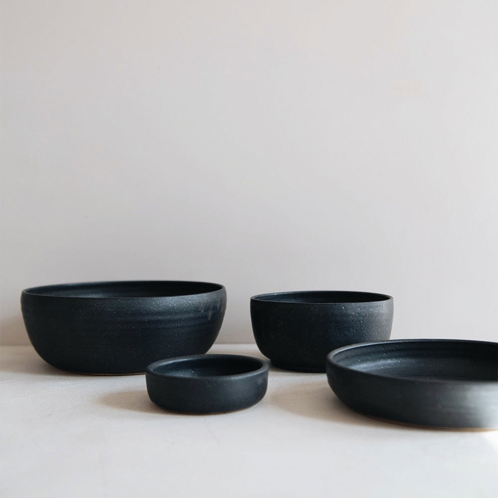 Premium Ceramic Serving Bowl Set - Elegant Dark Color - Perfect for Salads, Pasta, Soups & Entertaining Guests