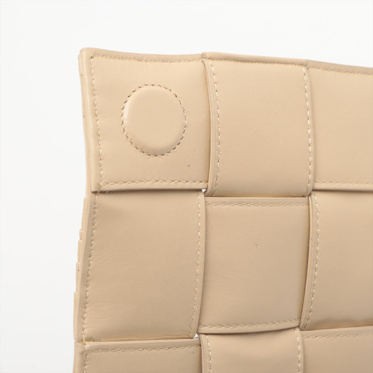 Bottega Veneta Maxi Intrecciato Cassette Leather Two-Way Shoulder Bag in Beige | Premium Designer Handbag for Women | Perfect for Work, Travel & Evening Events