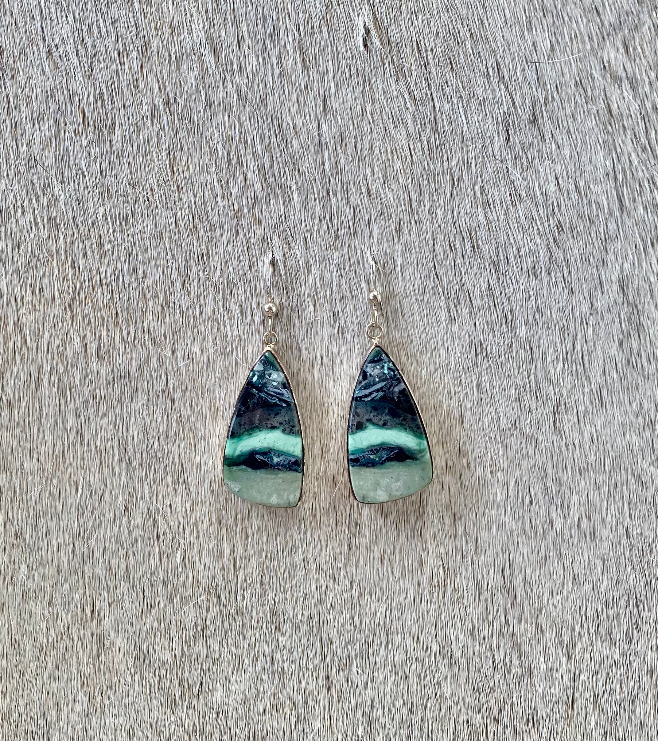 Turquoise Earrings for Women - Handmade Boho Dangle Earrings with Natural Stone - Perfect for Casual Wear, Parties & Gifts