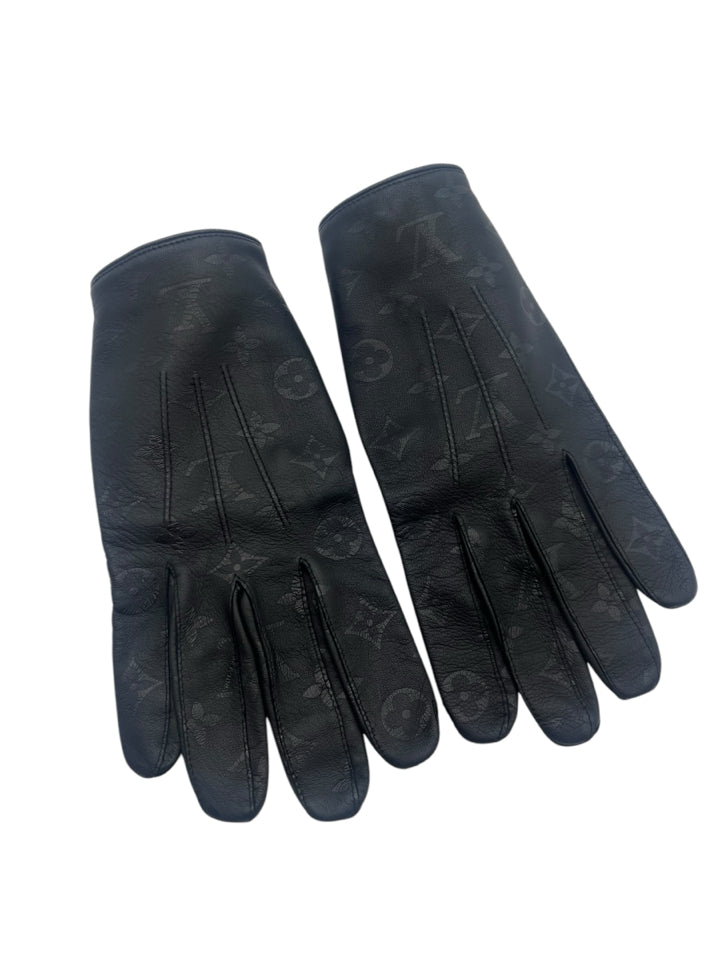 Louis Vuitton Monogram Eclipse Leather Gloves for Men & Women - Luxury Winter Fashion Accessories for Driving, Travel & Formal Events