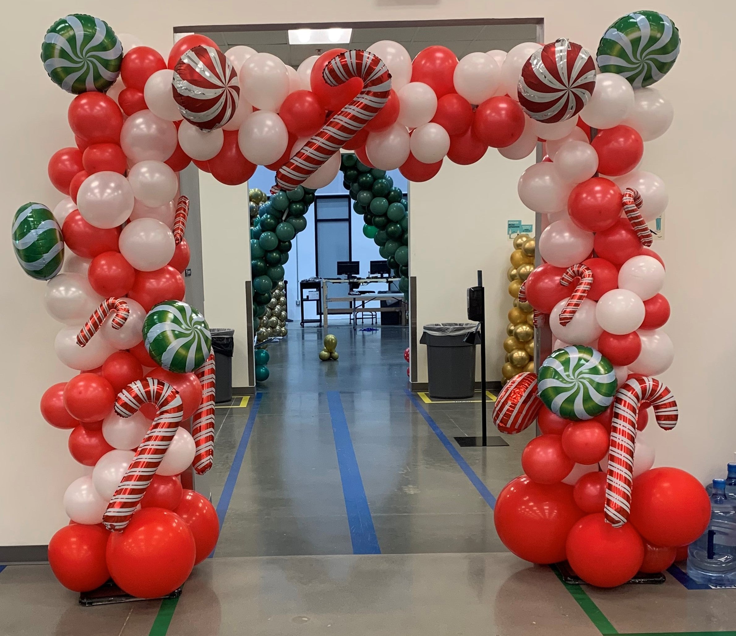 Christmas Candy Frame Arch - Holiday Candy Display for Christmas Decorations, Parties & Festive Events | Perfect for Home, Office & Store Decor