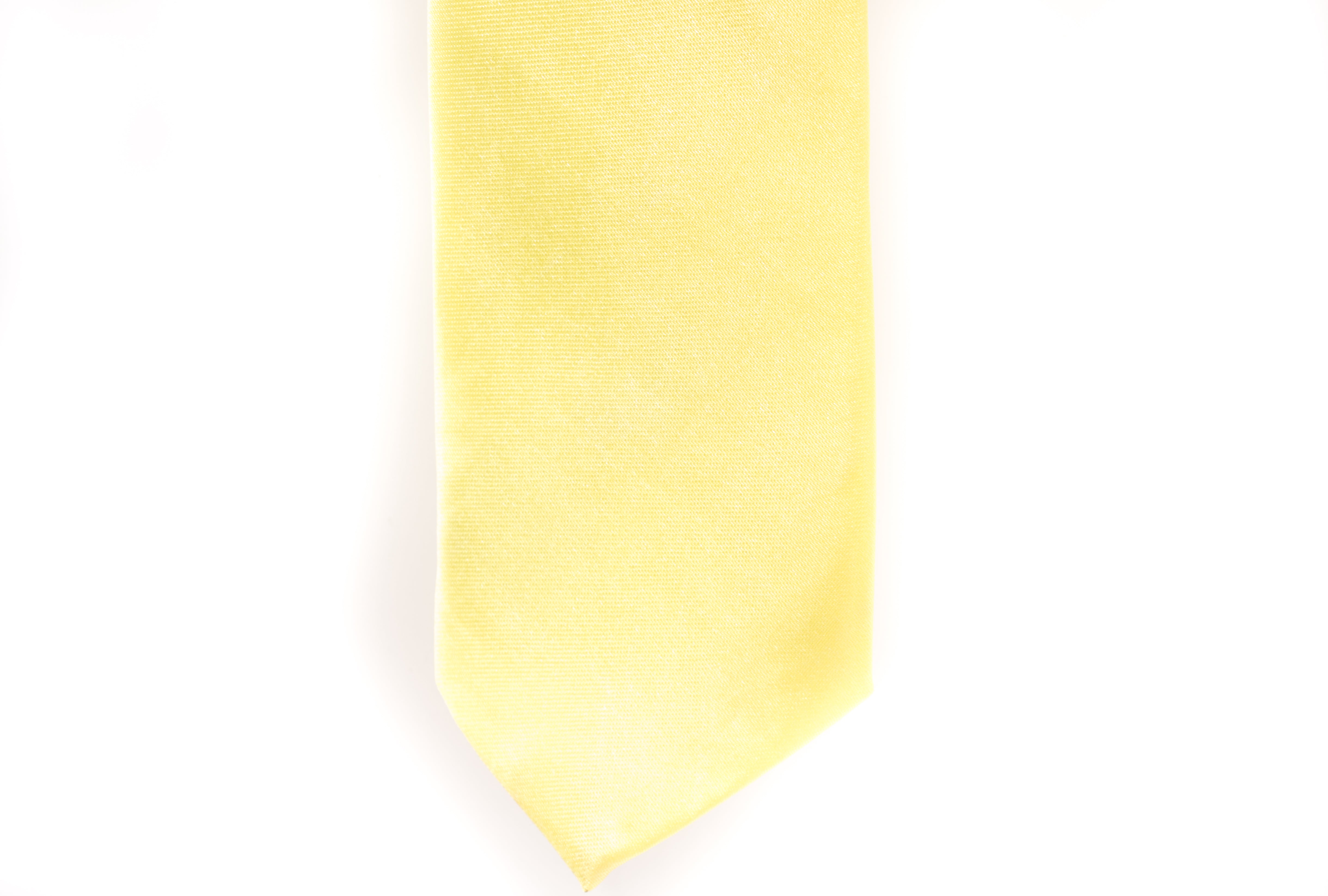 Stylish Yellow Skinny Tie for Men - Perfect for Weddings, Business Meetings & Formal Events