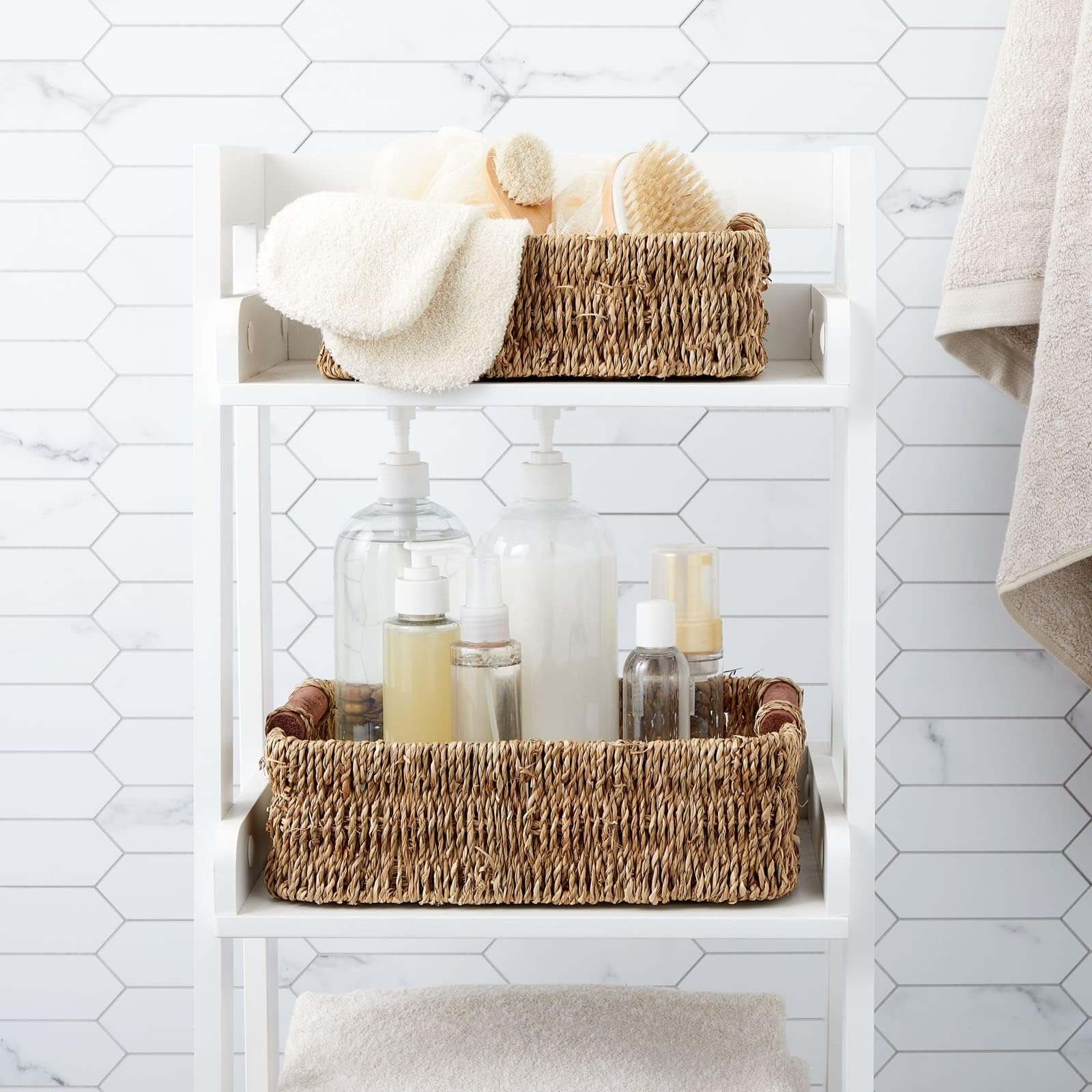 Juvale 3-Piece Small Wicker Basket Set - Woven Storage Bins with Handles for Bathroom, Closet & Kitchen Organization (3 Sizes) - Perfect for Towels, Toilet Paper & Shelf Decor