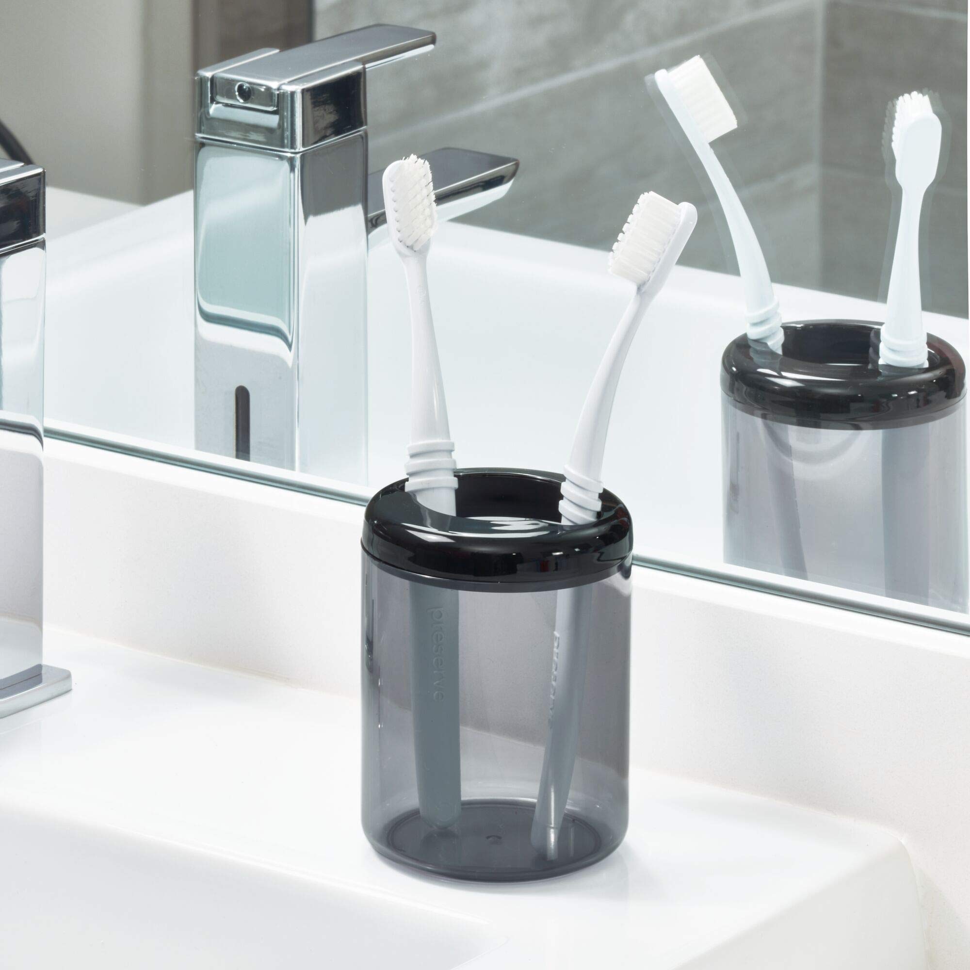 iDesign Finn Plastic Round Holder - Organize Toothbrushes, Makeup Brushes, Pens & Markers - Black/Smoke - Perfect for Bathroom, Vanity & Office Desk Organization