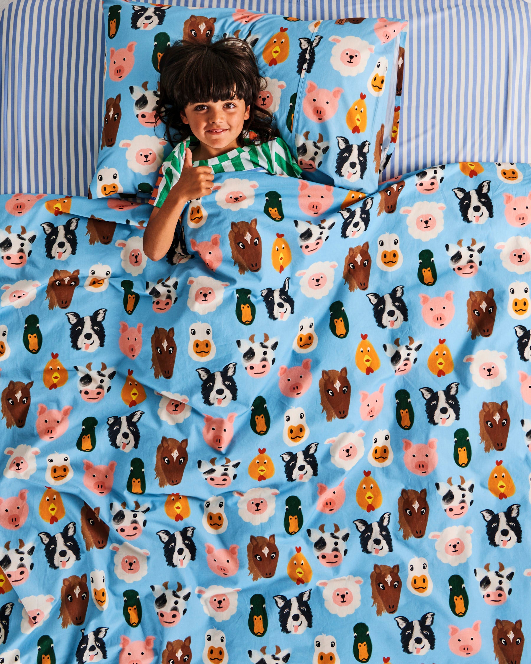 Farm Friends Organic Cotton Quilt Cover Set - Breathable & Hypoallergenic Bedding for All Seasons | Perfect for Master Bedroom, Guest Room & Dorm Decor (Queen Size, USA)