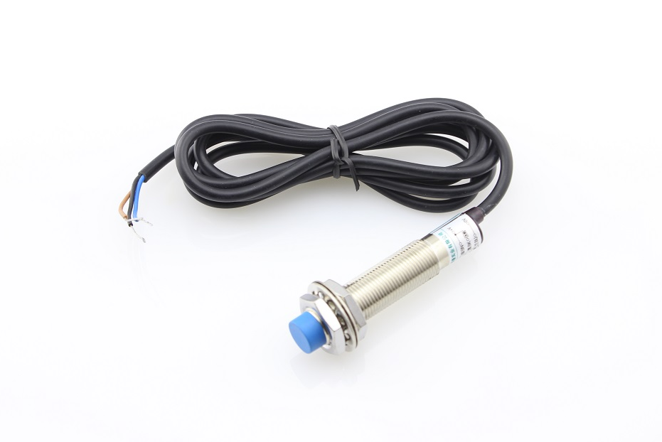 4MM Inductive Proximity Sensor for Metal Detection - Auto Leveling, NPN/PNP Output - Perfect for CNC Machines, 3D Printers & Industrial Automation