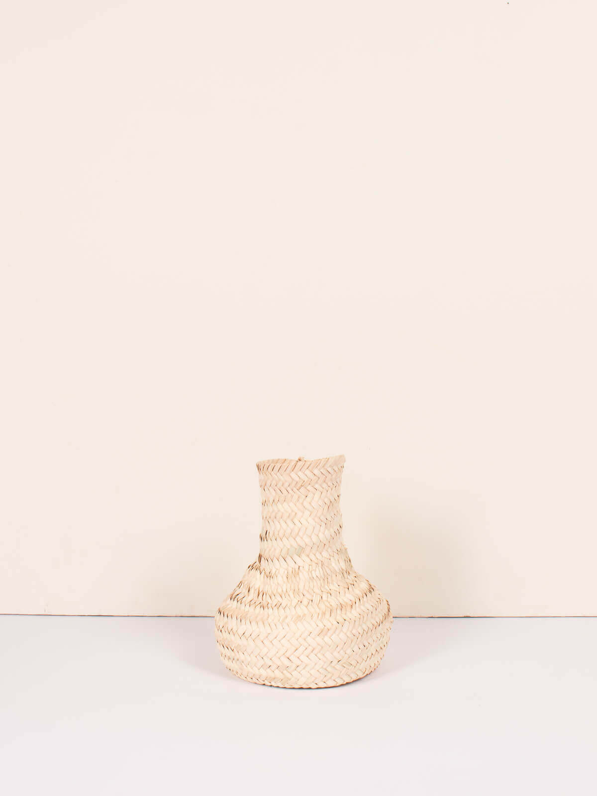 Handmade Moroccan Woven Vase - Boho Home Decor, Ethnic Wicker Basket for Flowers & Plants | Perfect for Living Room, Bedroom, or Office Decoration
