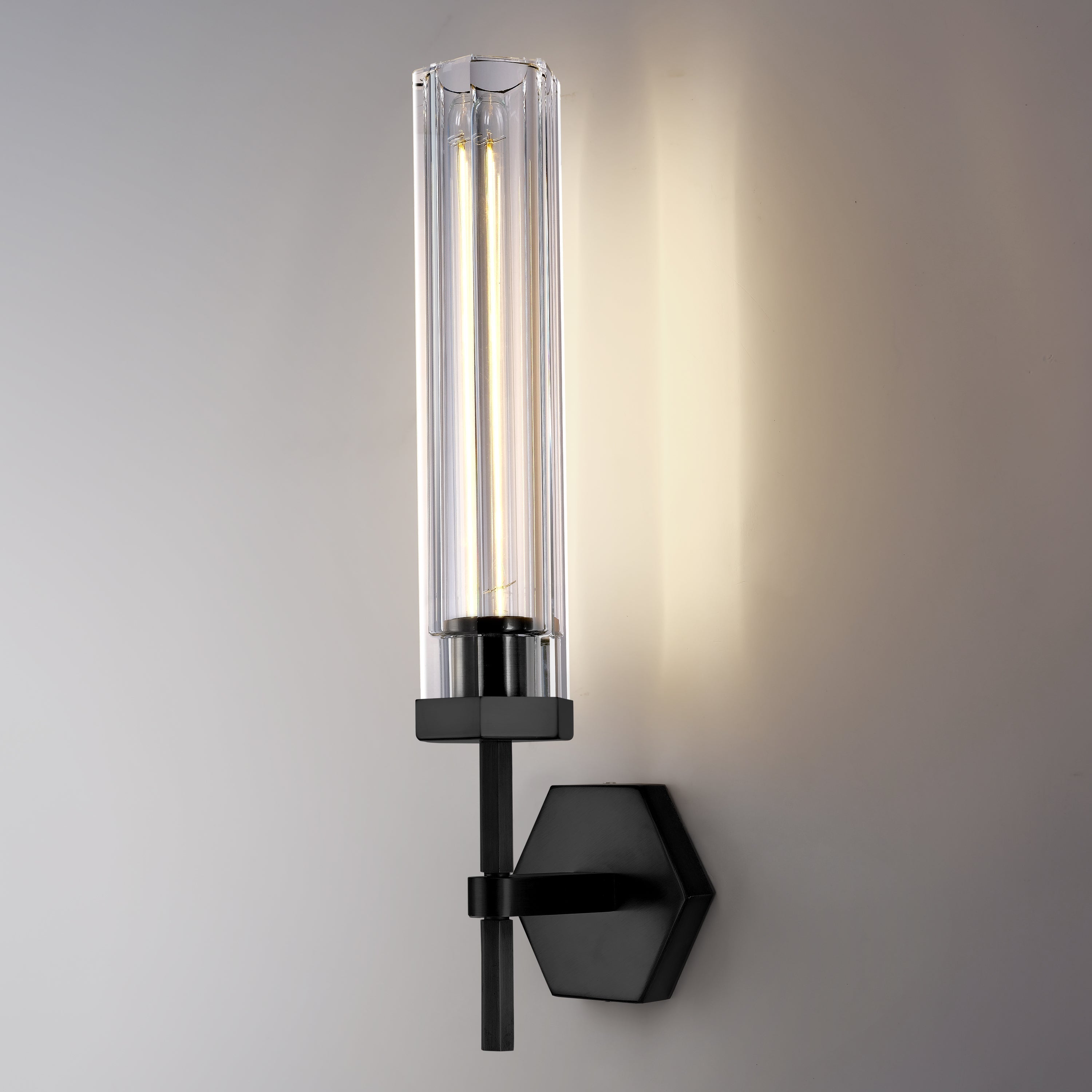 Luminous Polygonal Crystal Wall Sconce - Modern Geometric LED Light Fixture for Bedroom, Living Room, and Hallway Decor