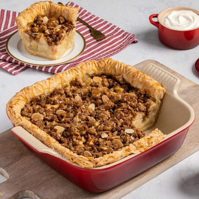 Le Creuset Heritage Square Dish 9