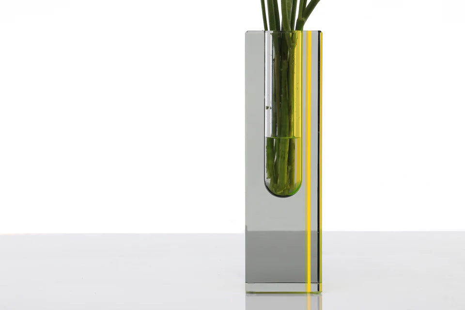 Alexandra Von Furstenberg Limited Edition Eclipse Vase in Yellow - Modern Home Decor for Living Room, Dining Table & Luxury Gift Ideas