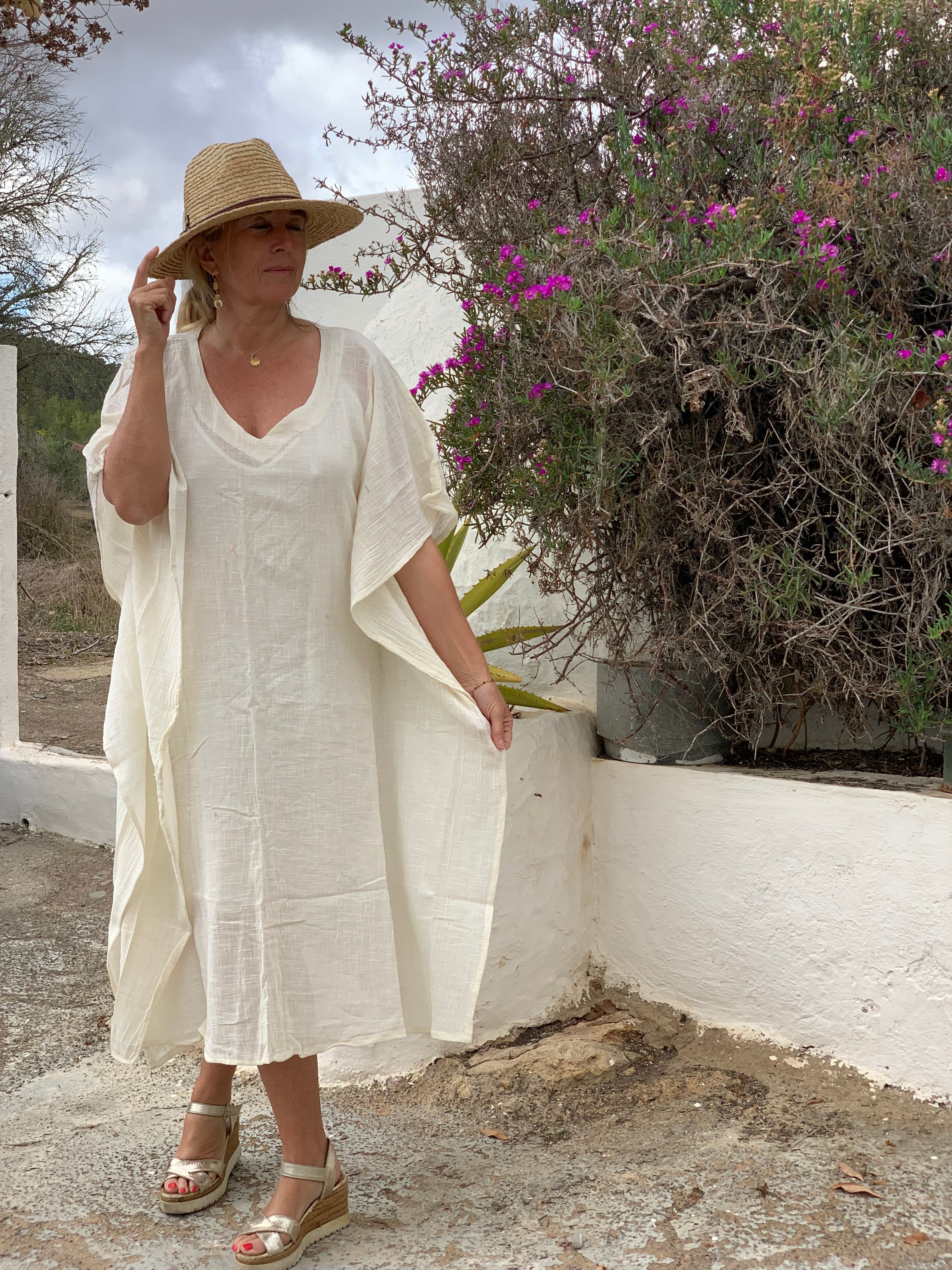 Elegant Off-White Linen Kaftan Dress - Boho Chic Beach Cover Up & Summer Vacation Outfit for Women