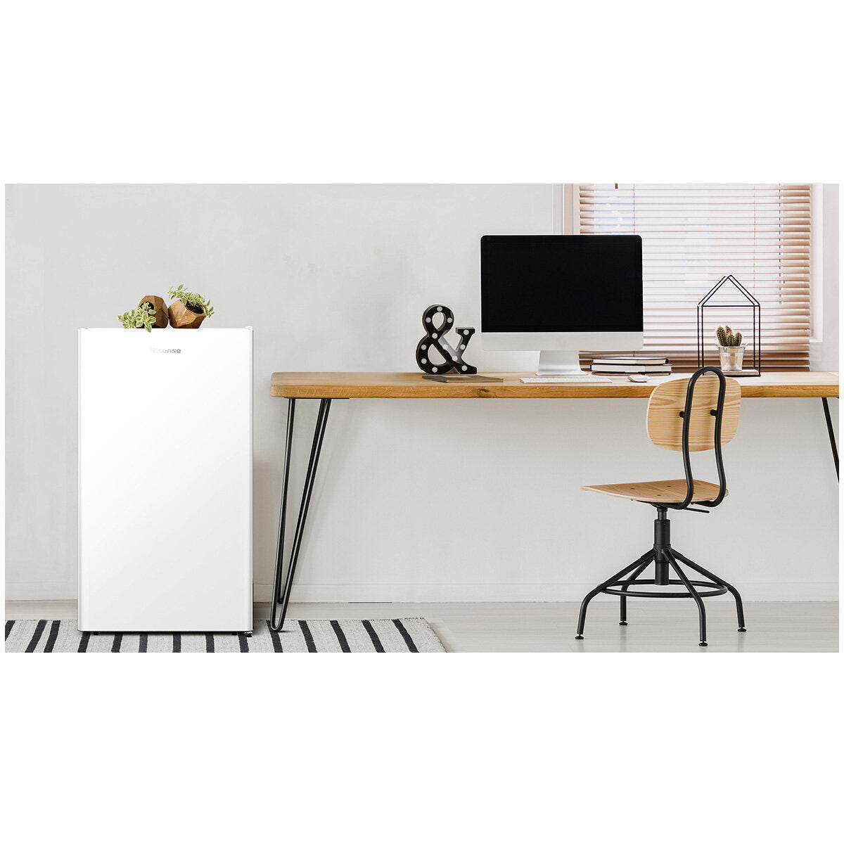 Hisense 124L Mini Bar Fridge - White HRBF126 - Compact Refrigerator for Home, Office, Dorm & Small Spaces - Perfect for Beverages, Snacks & Beauty Products Storage