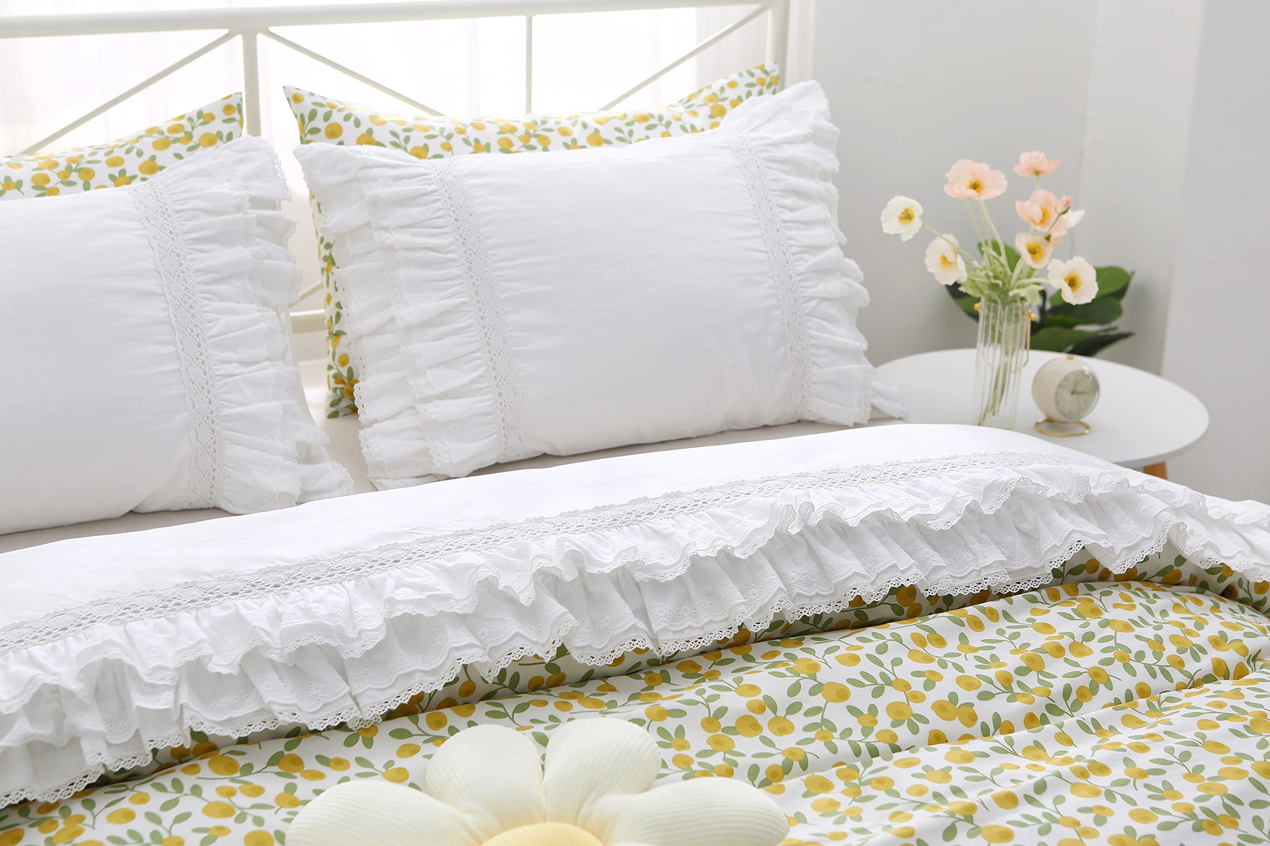 Luxury White 100% Cotton Queen Size Lace Bed Sheet with Elegant Ruffles - Soft & Breathable Flat Top Sheet for Master Bedroom, Guest Room, or Hotel Decor (1 Piece)