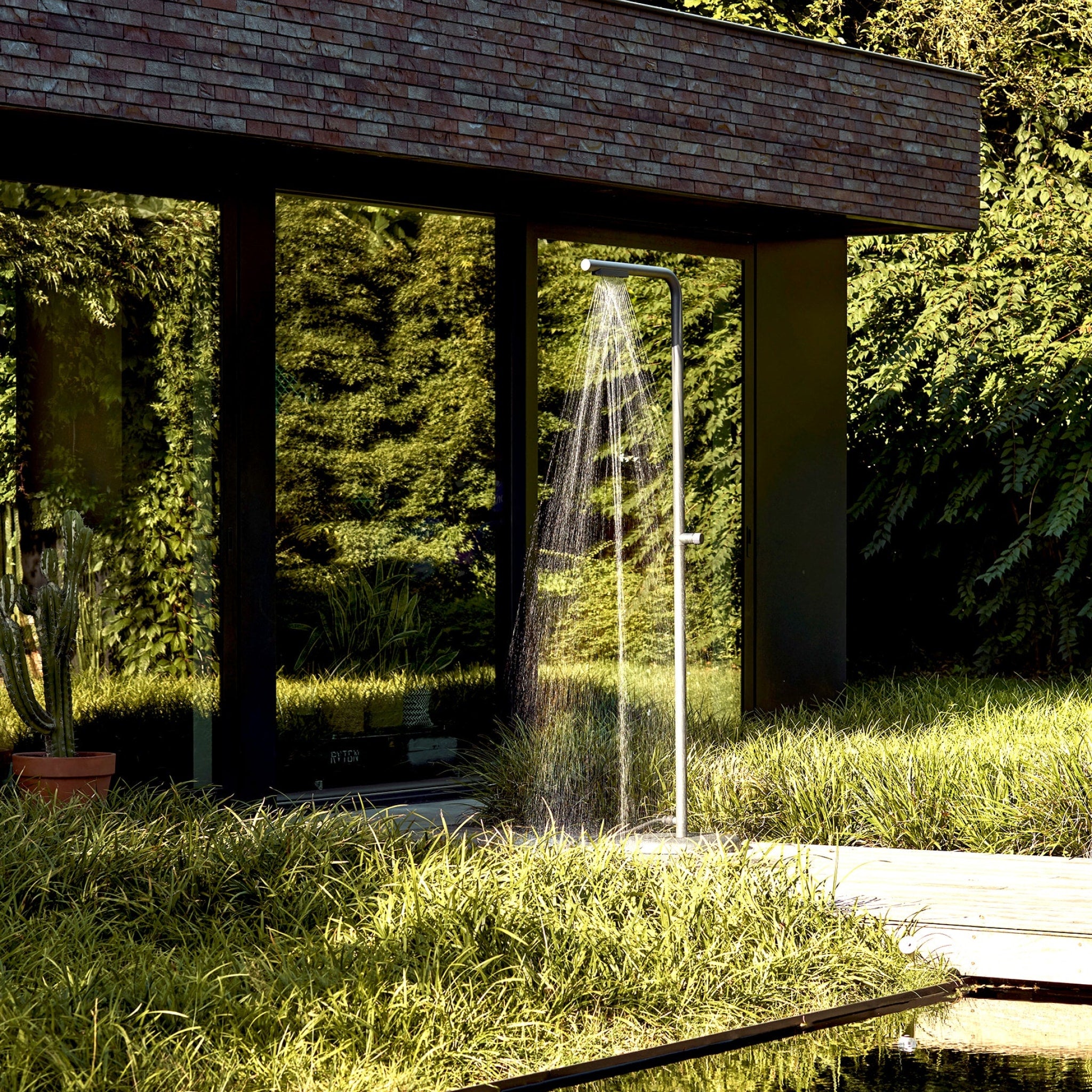 ZEE Levantine Outdoor Shower in Black - Portable Camping Shower for RV, Beach, Backyard & Pool Use