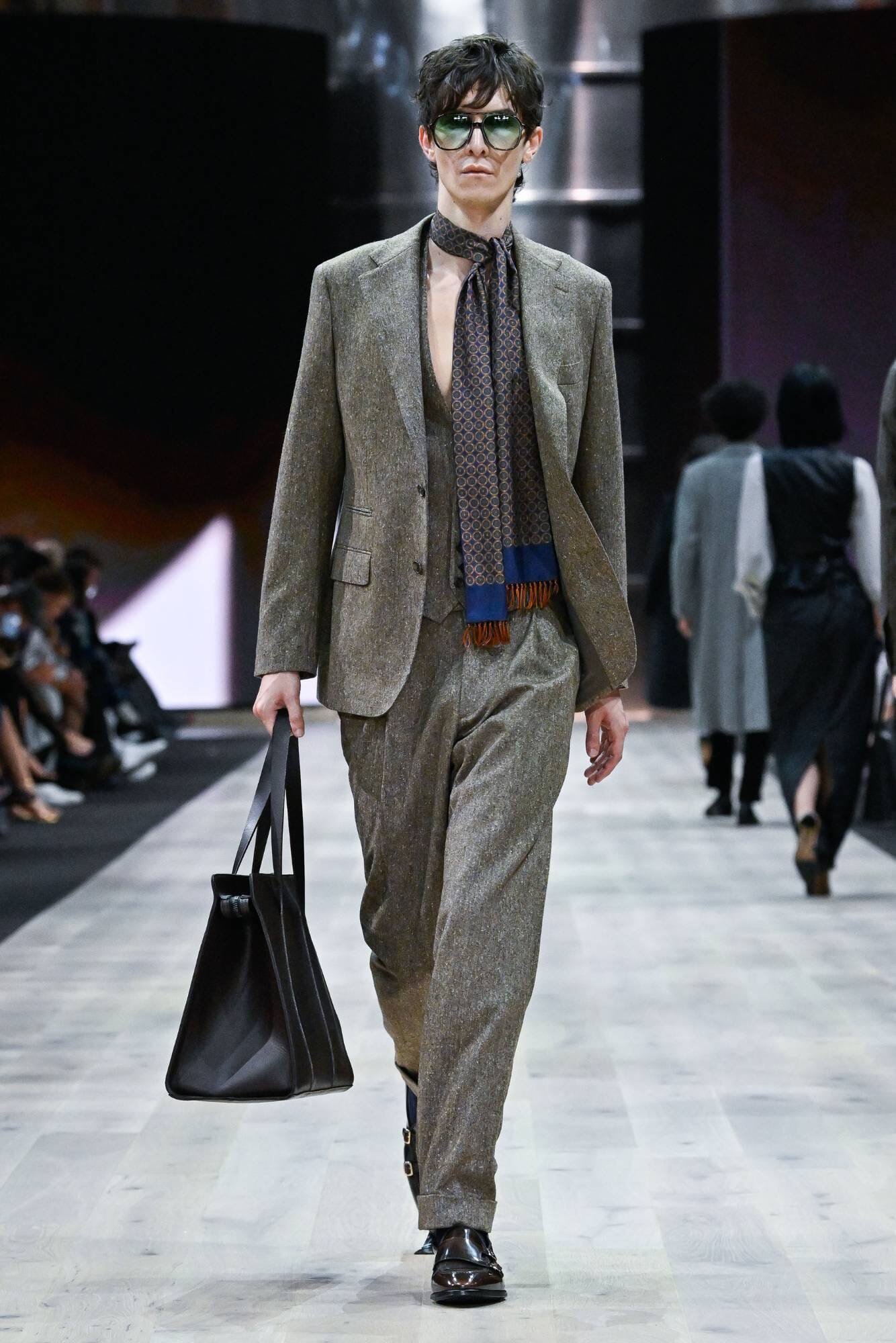 Stylish Brown & Camel Tweed 3-Piece Suit for Men - Formal Business Attire, Wedding & Special Occasion Outfit