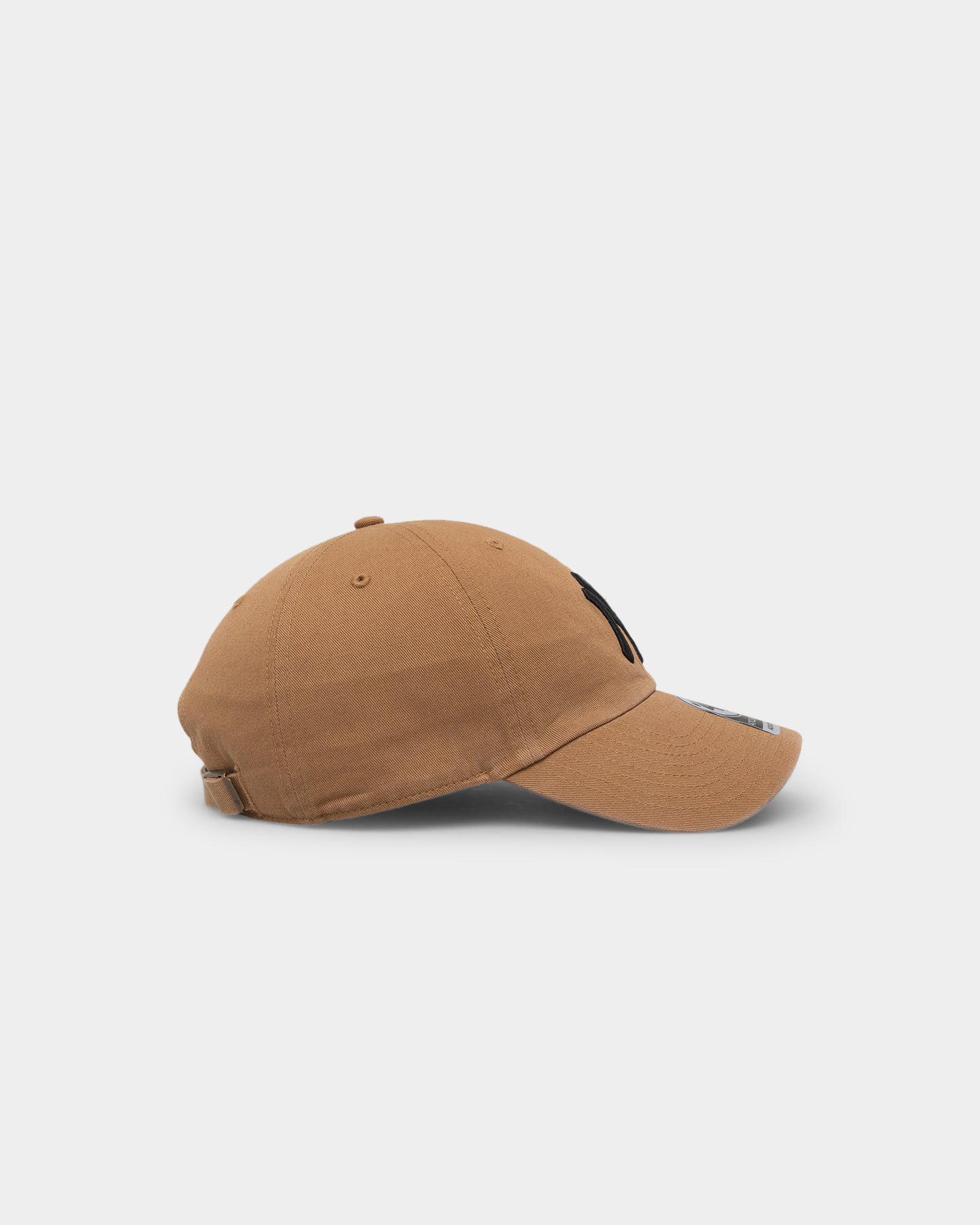 New York Yankees '47 Clean Up Adjustable Strapback Hat - Camel Color for Baseball Fans & Casual Wear
