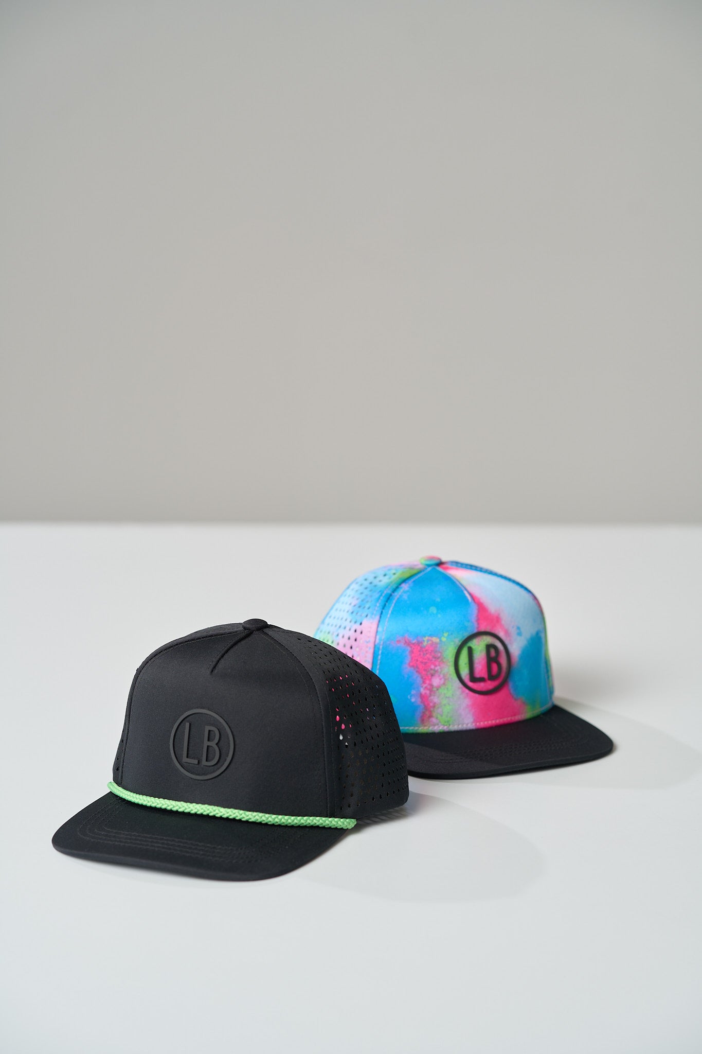 Boat Club Hat for Men & Women - Stylish Adjustable Baseball Cap for Outdoor Activities, Fishing, Golf, and Casual Wear