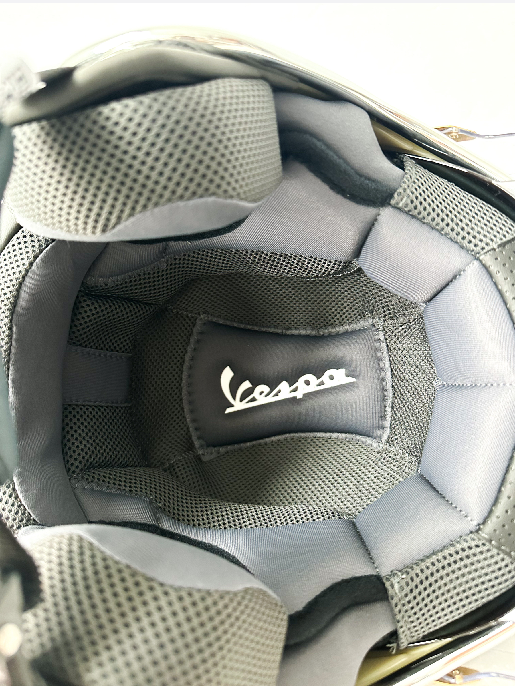 Dior 946 Vespa Oblique Helmet - Luxury Motorcycle Helmet for Women & Men - Perfect for Scooter Riding & Urban Commuting