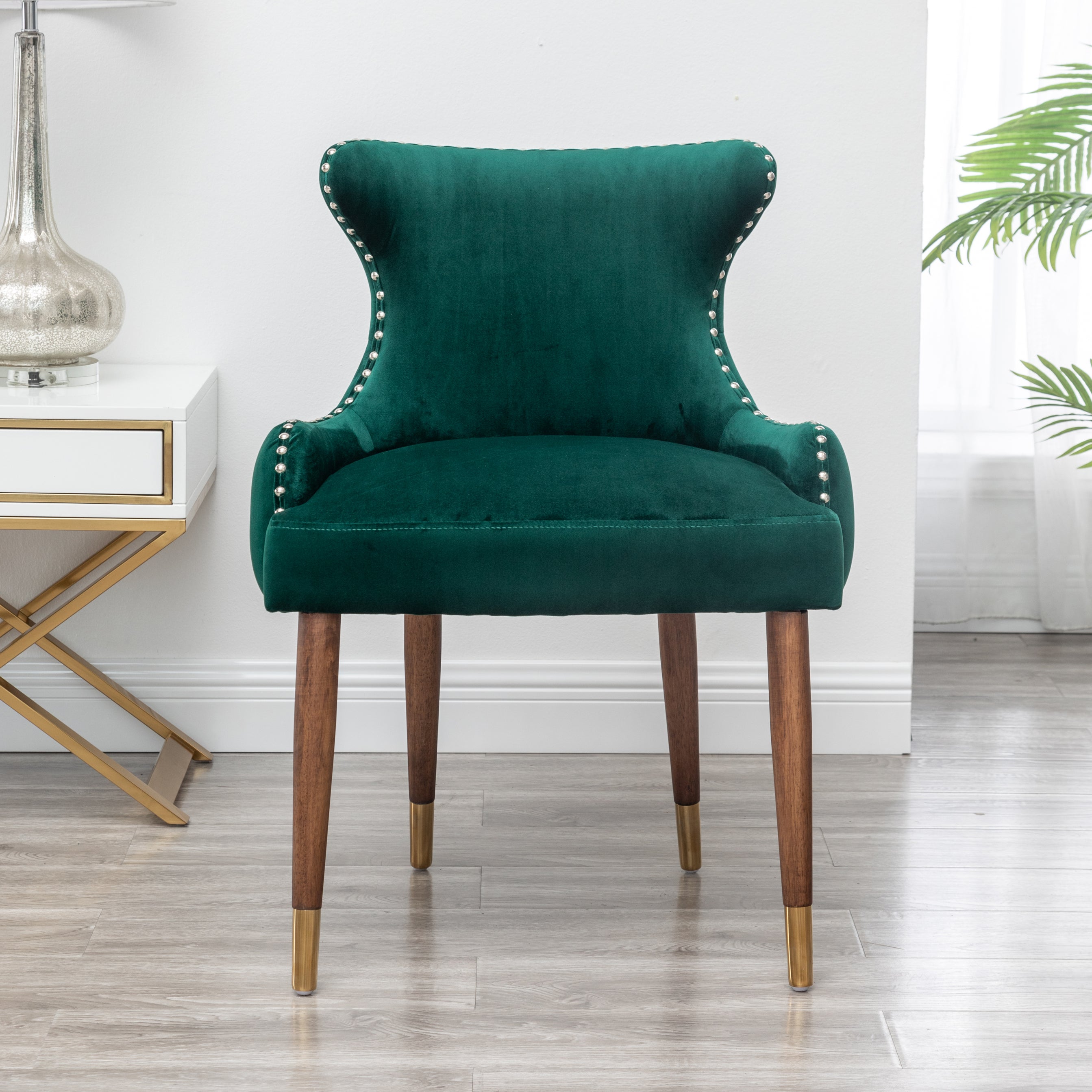 Roundhill Furniture Lindale Contemporary Velvet Upholstered Nailhead Trim Accent Chair - Green Velvet Lounge Chair for Living Room, Bedroom & Office Decor